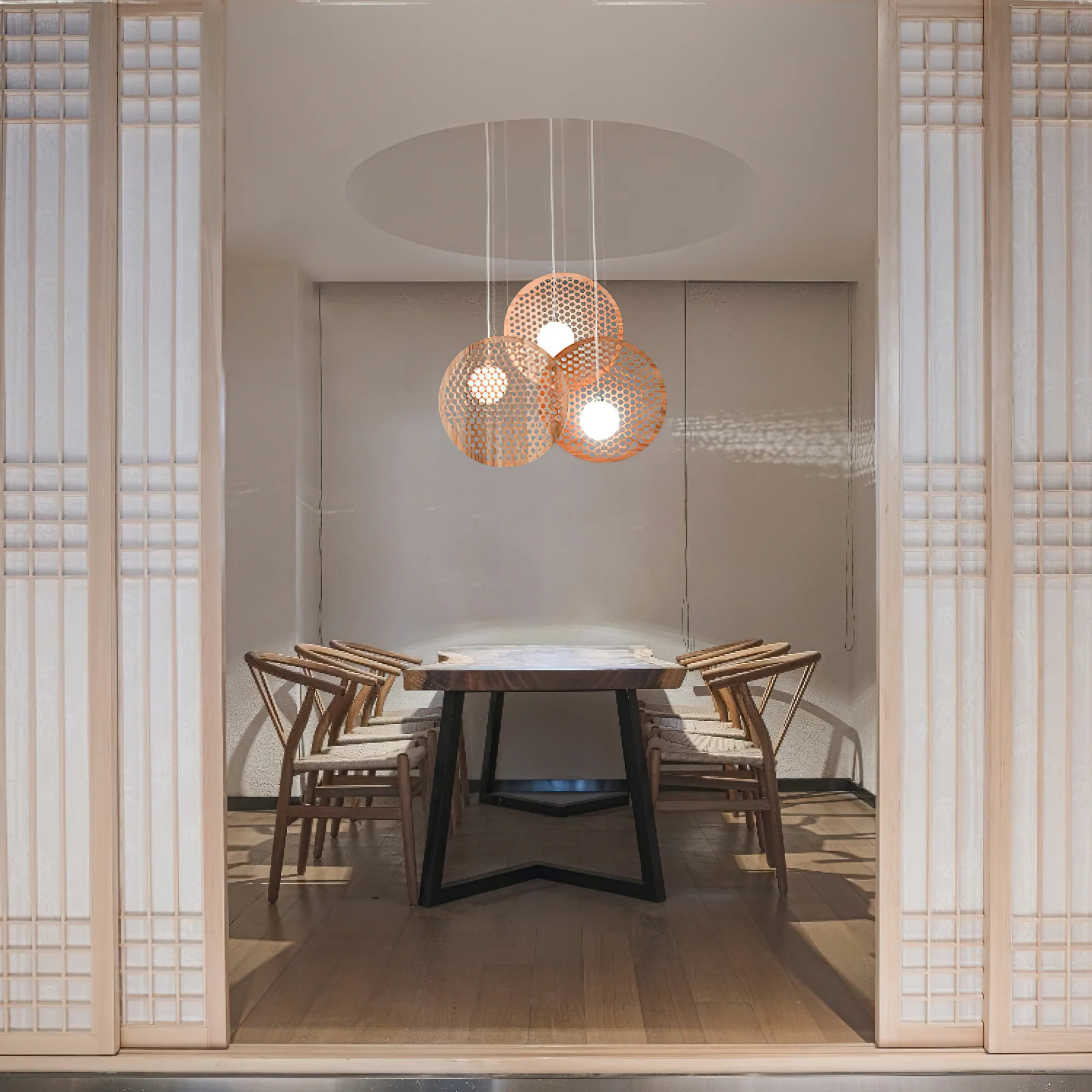Bee Plate Chandelier - Image 18