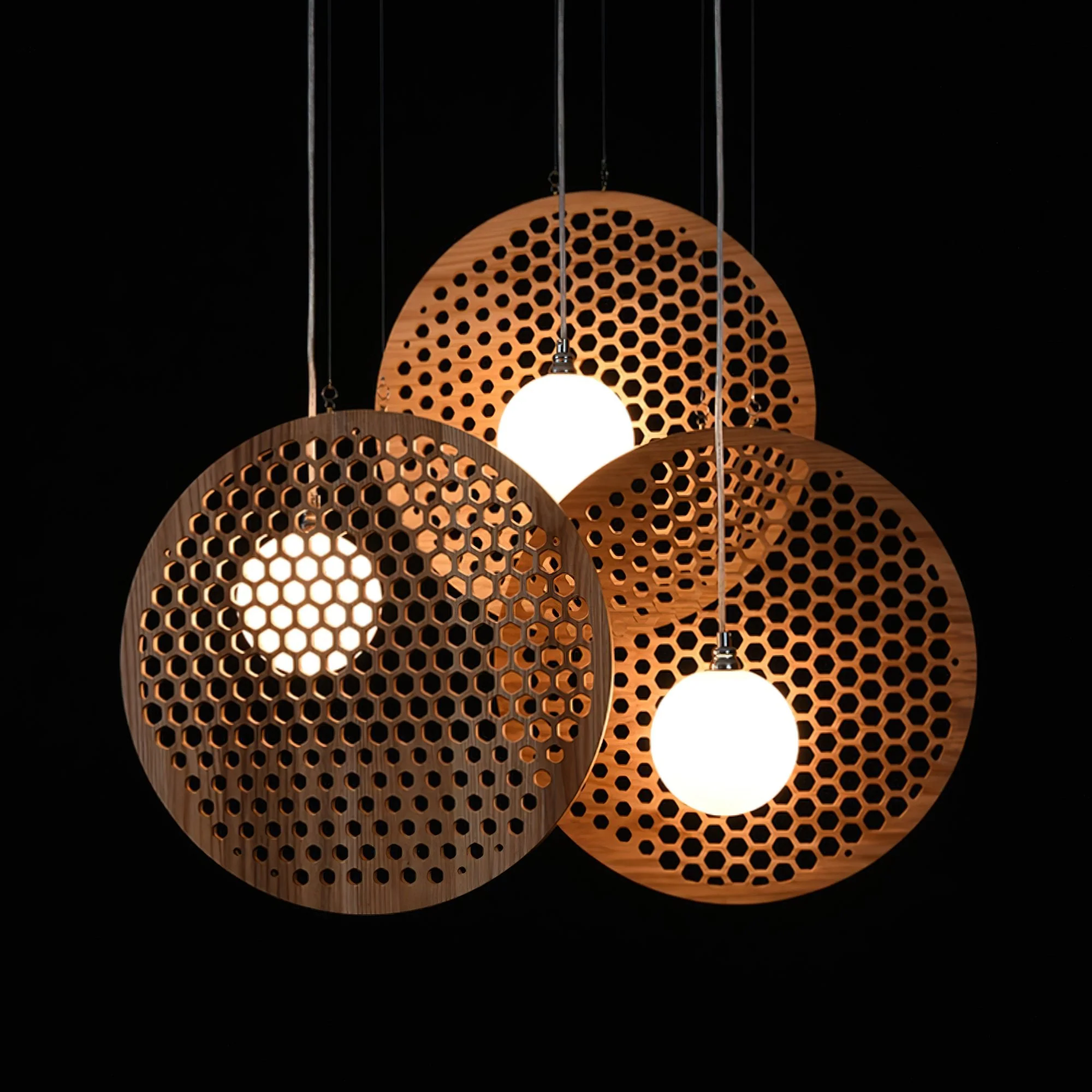 Bee Plate Chandelier - Image 4