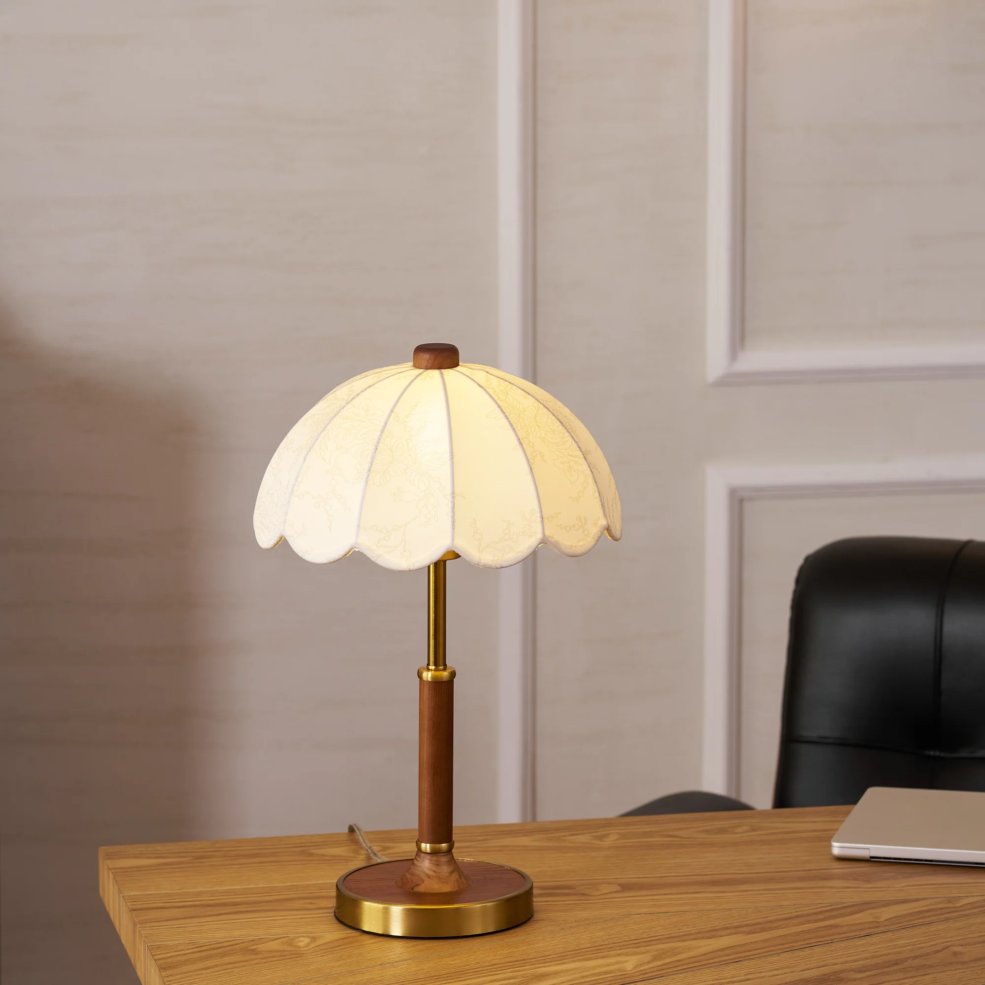 Belle Table Lamp - Image 16