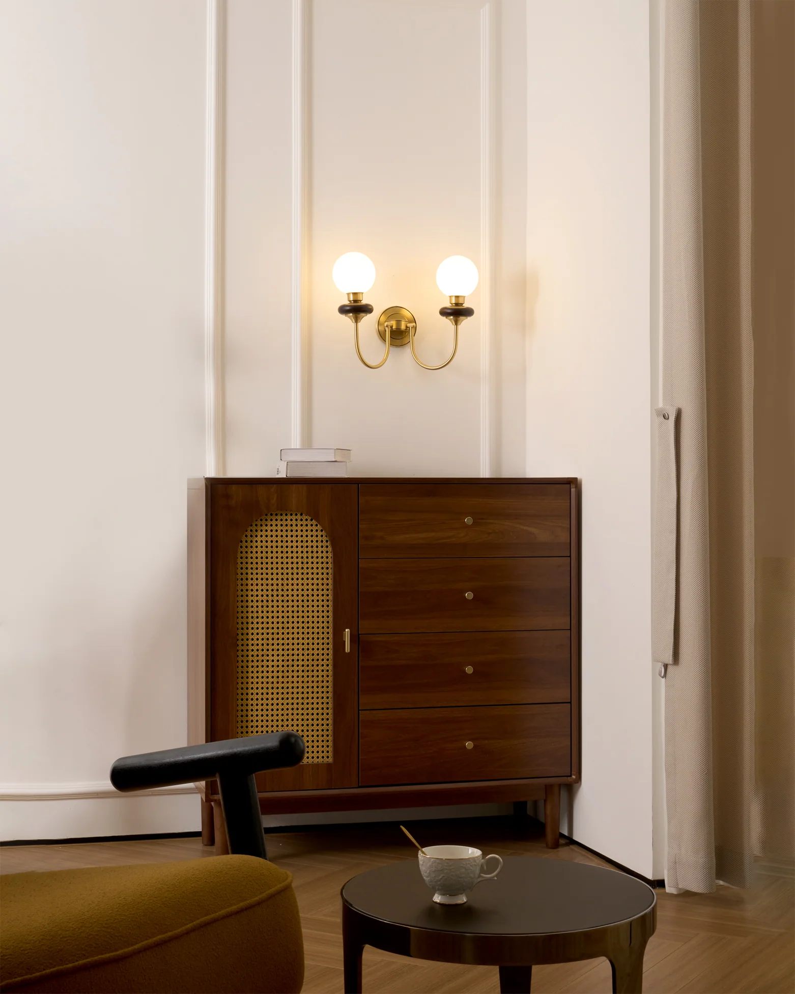 Bellevue Wall Lamp - Image 26