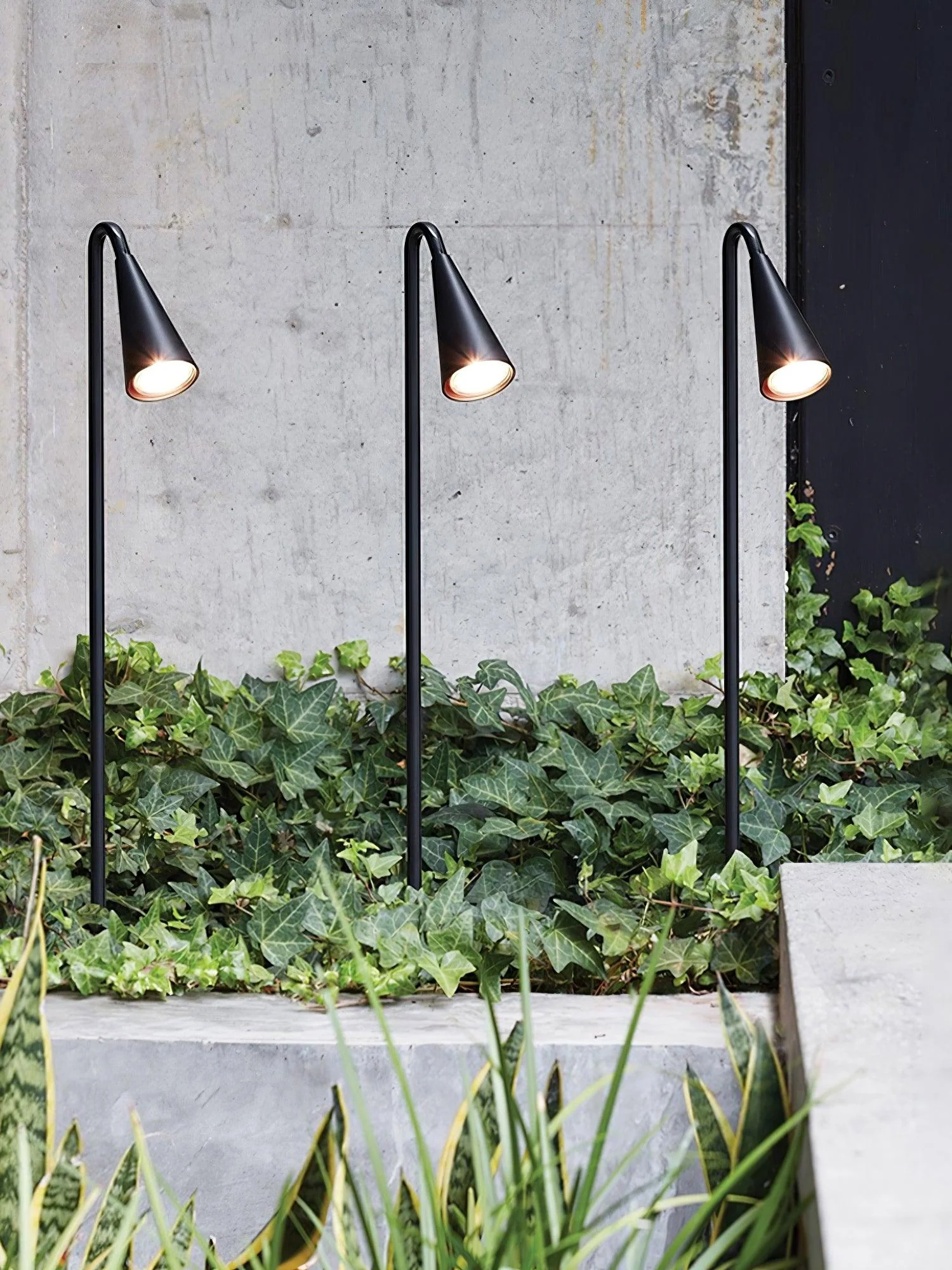 Bellflower Outdoor Floor Lamp - Image 26
