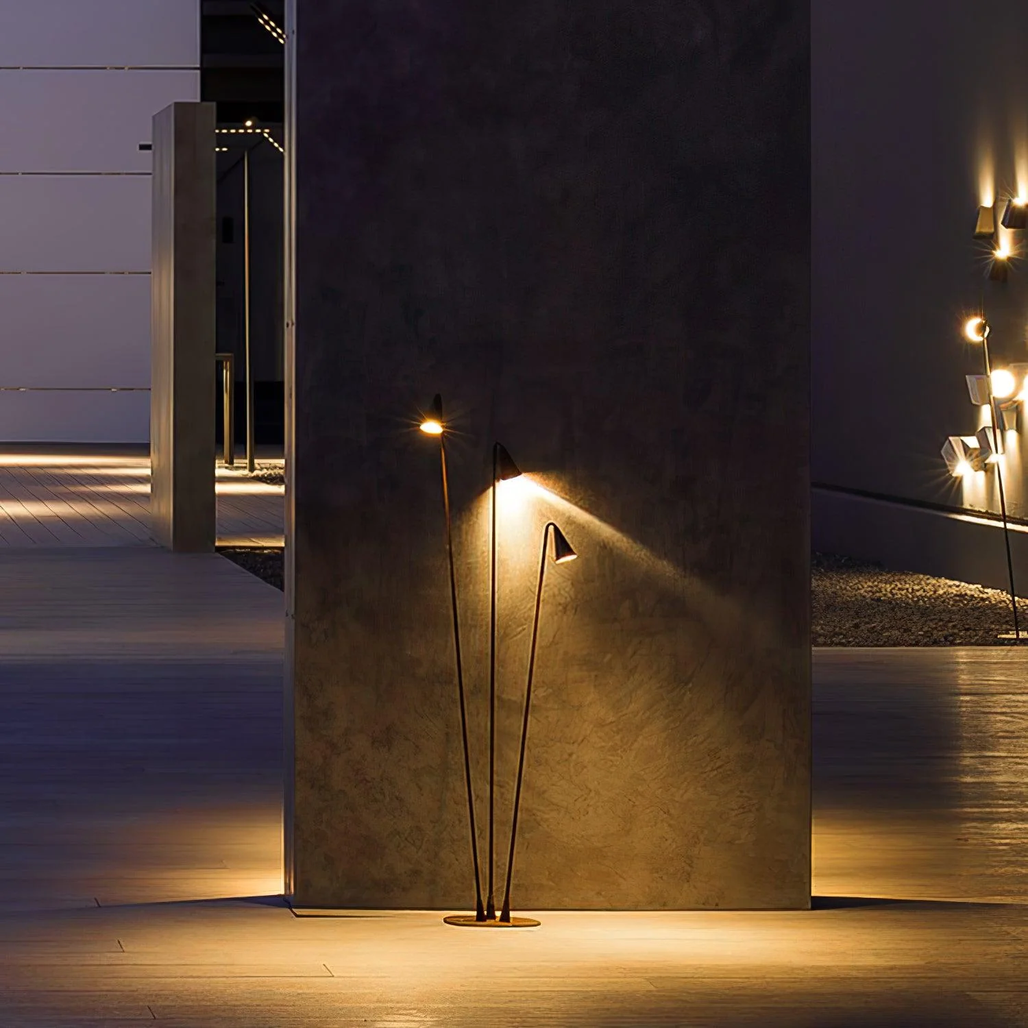 Bellflower Outdoor Floor Lamp - Image 3