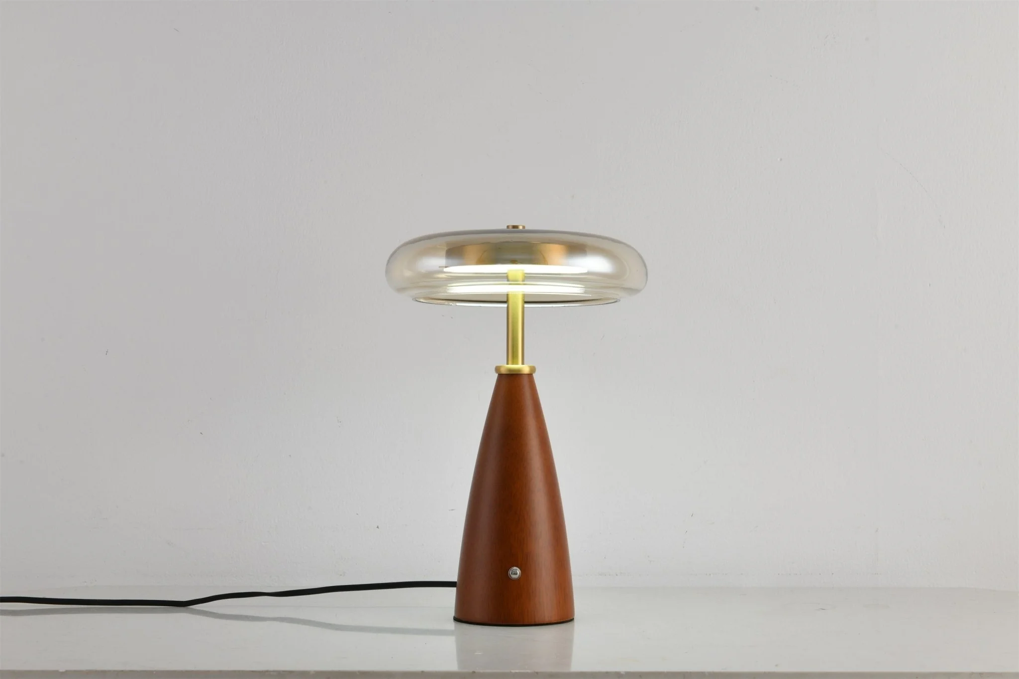 Belluno Table Lamp - Image 22
