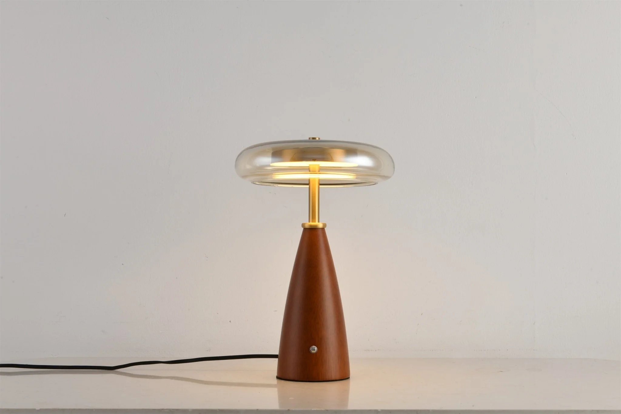 Belluno Table Lamp - Image 23