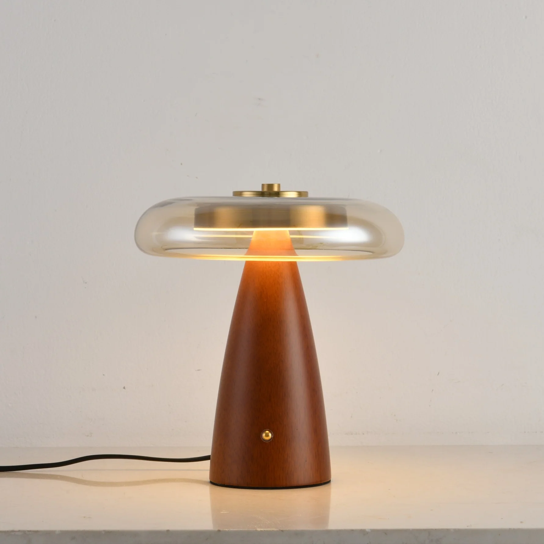 Belluno Table Lamp - Image 7