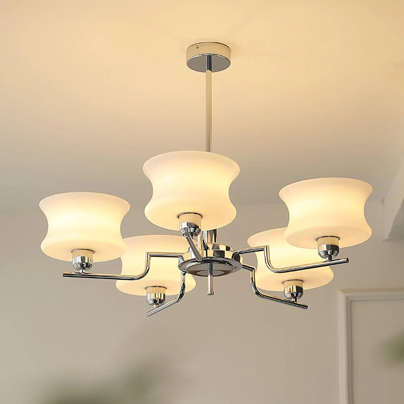 Belue Chandelier - Image 4