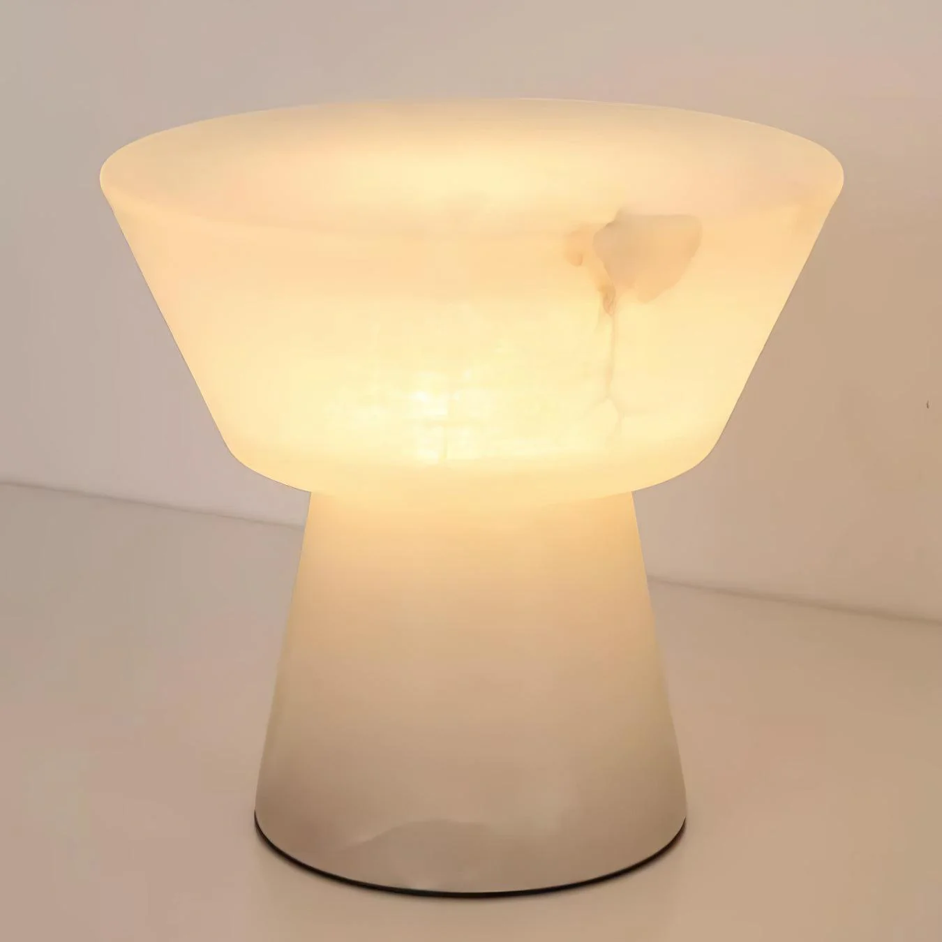 Beta Marble Alabaster Table Lamp - Image 15