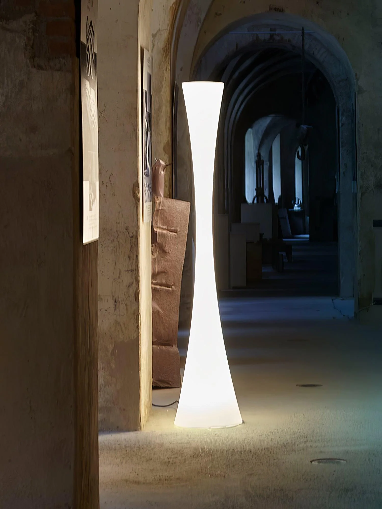 Biconica Pol Floor Lamp - Image 22