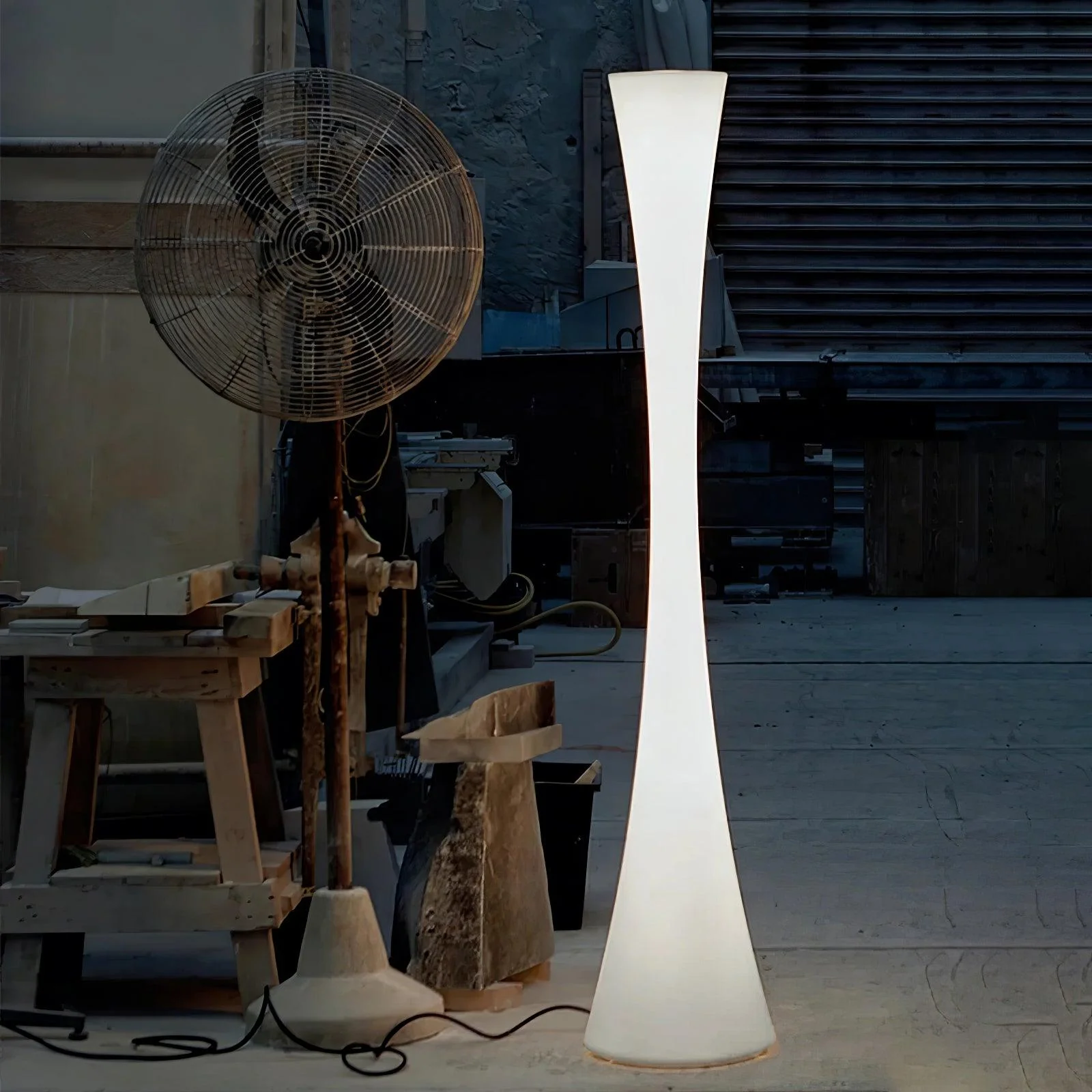 Biconica Pol Floor Lamp - Image 33