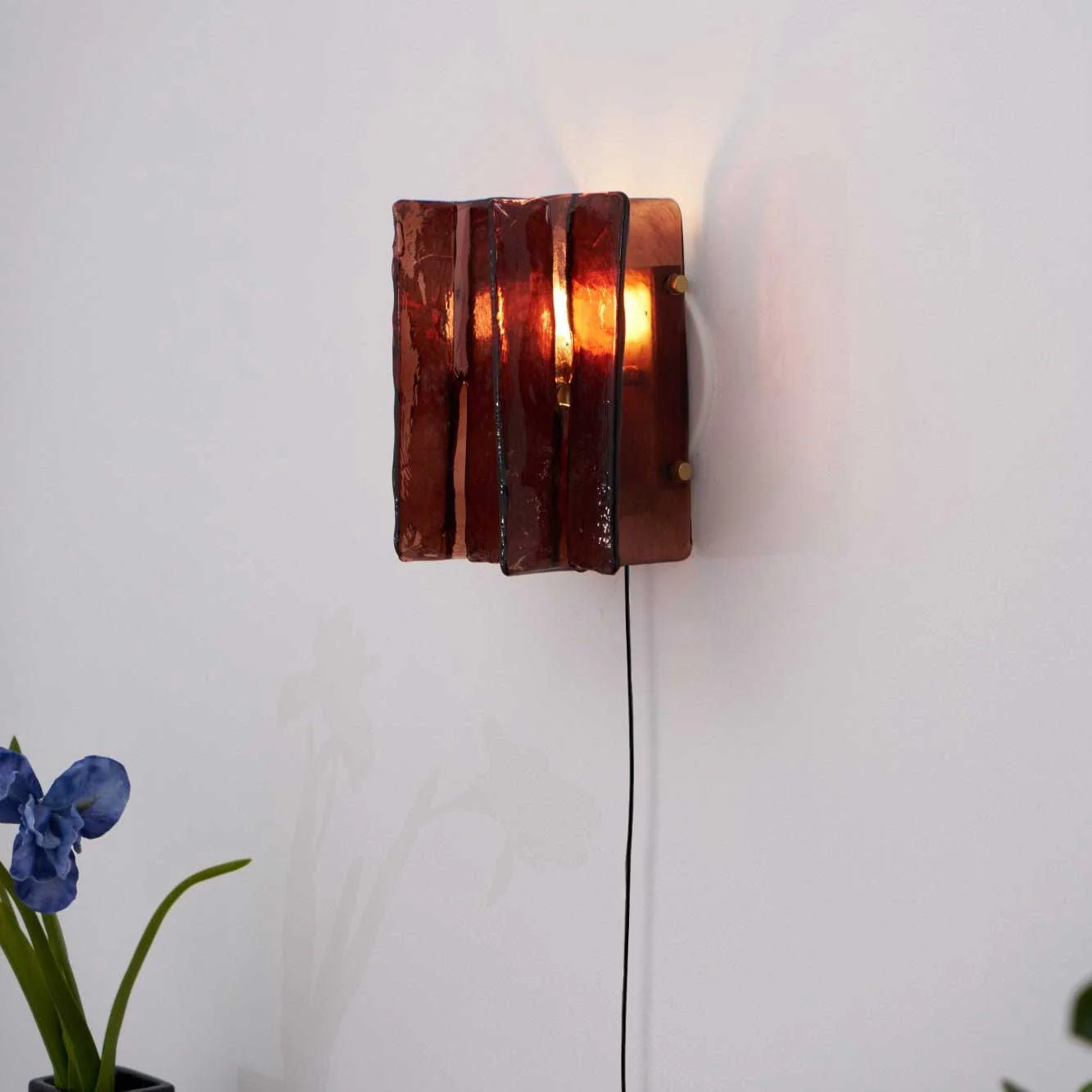 Blason Plug-in Wall Light - Image 12