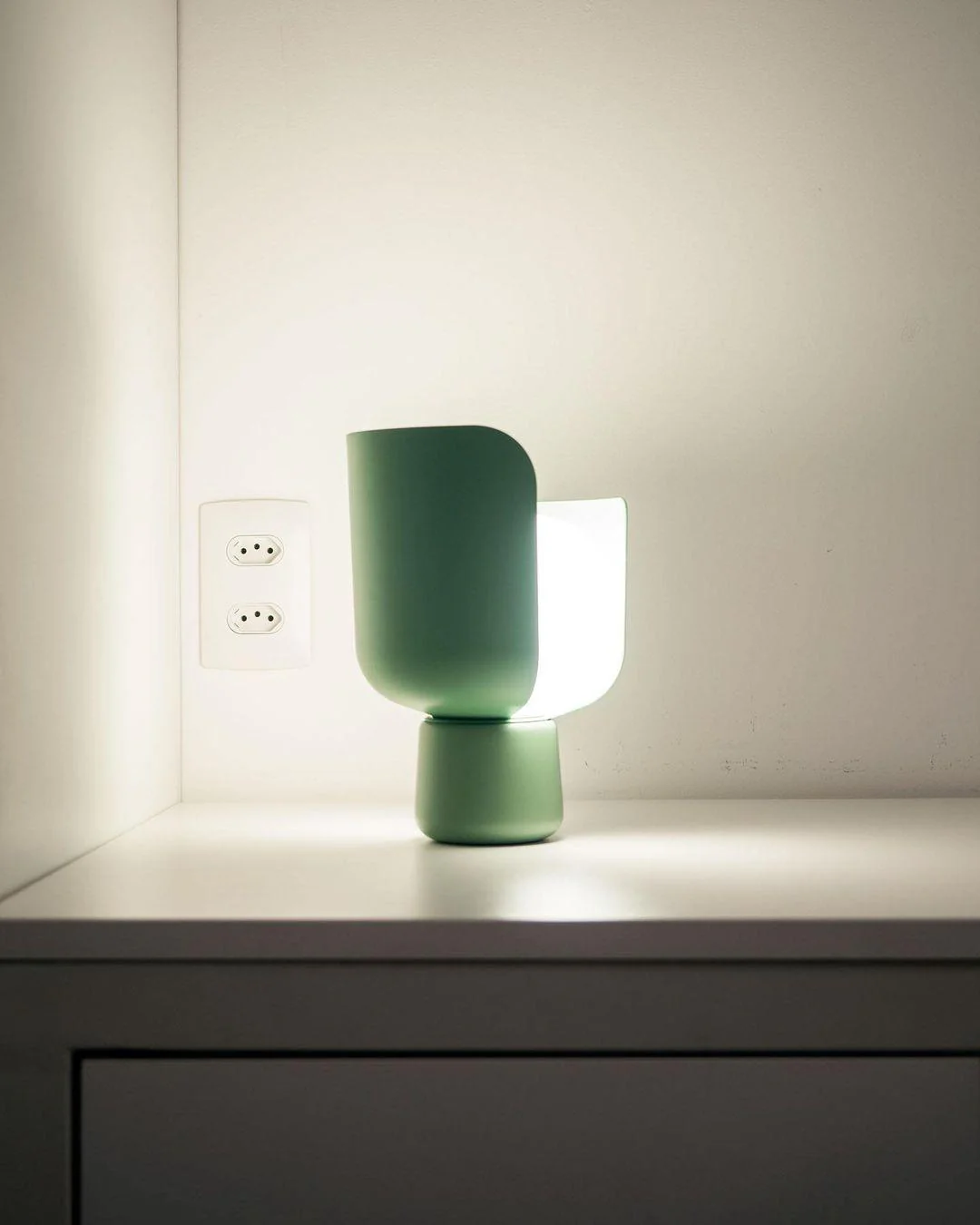 Petals Glass Table Lamp - Image 30