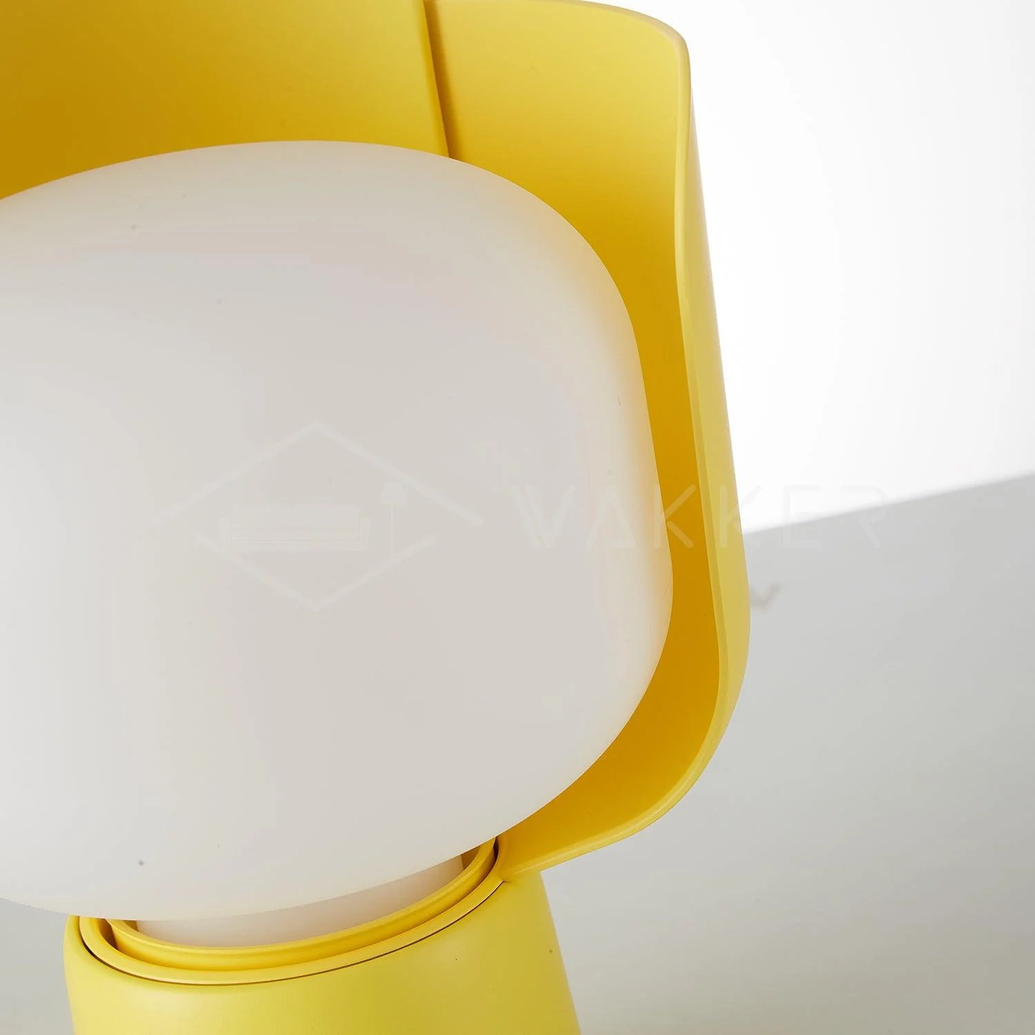 Petals Glass Table Lamp - Image 41