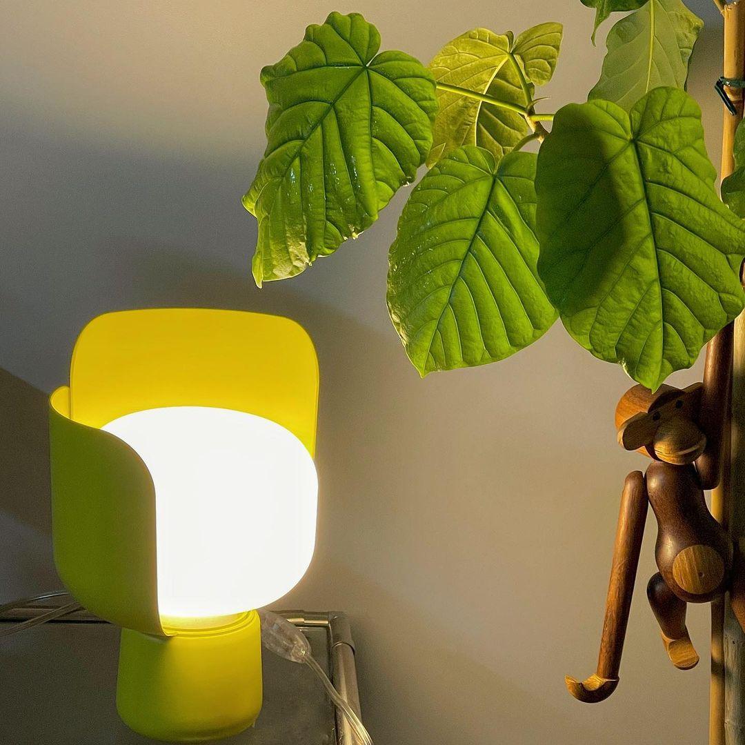 Petals Glass Table Lamp - Image 66