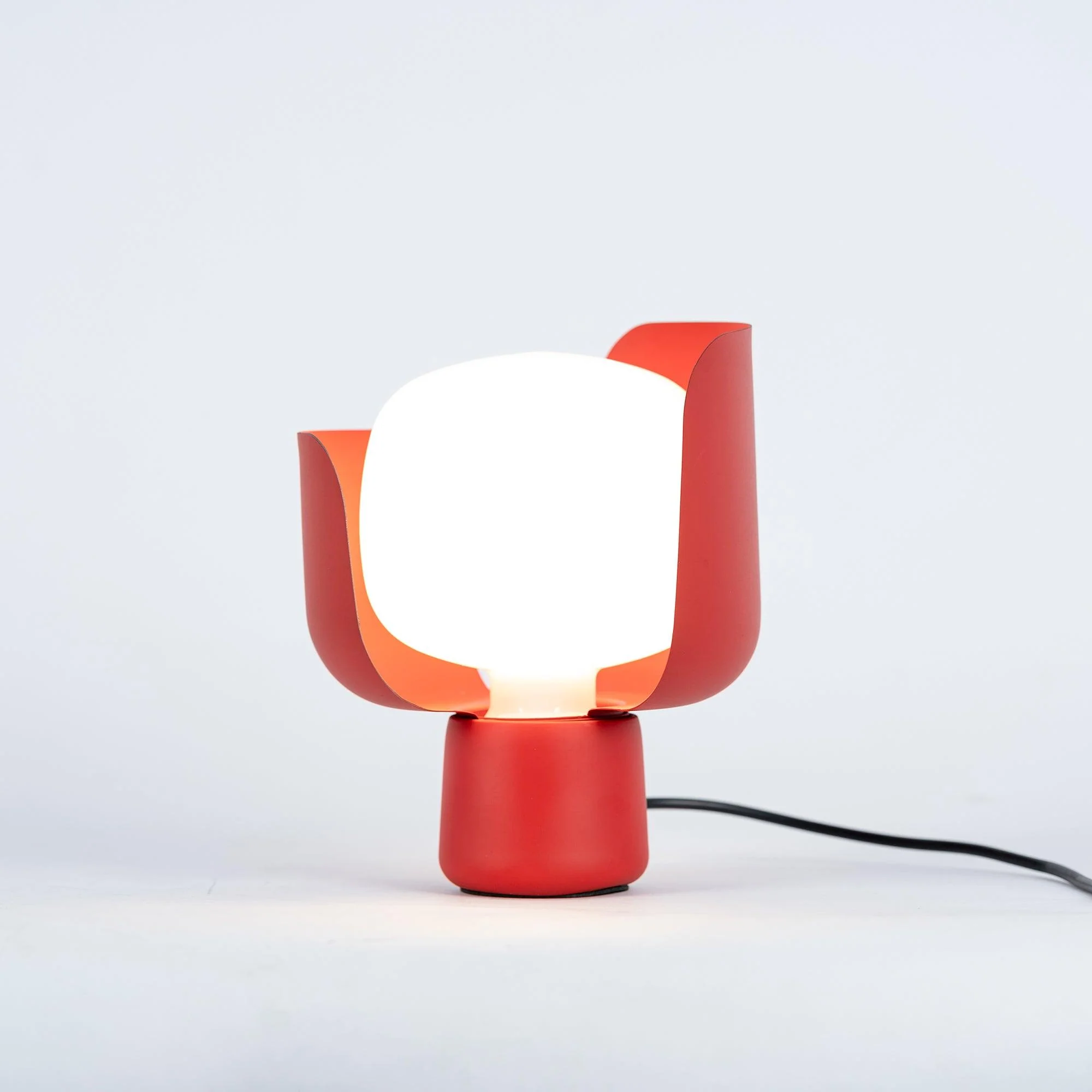 Petals Glass Table Lamp - Image 79