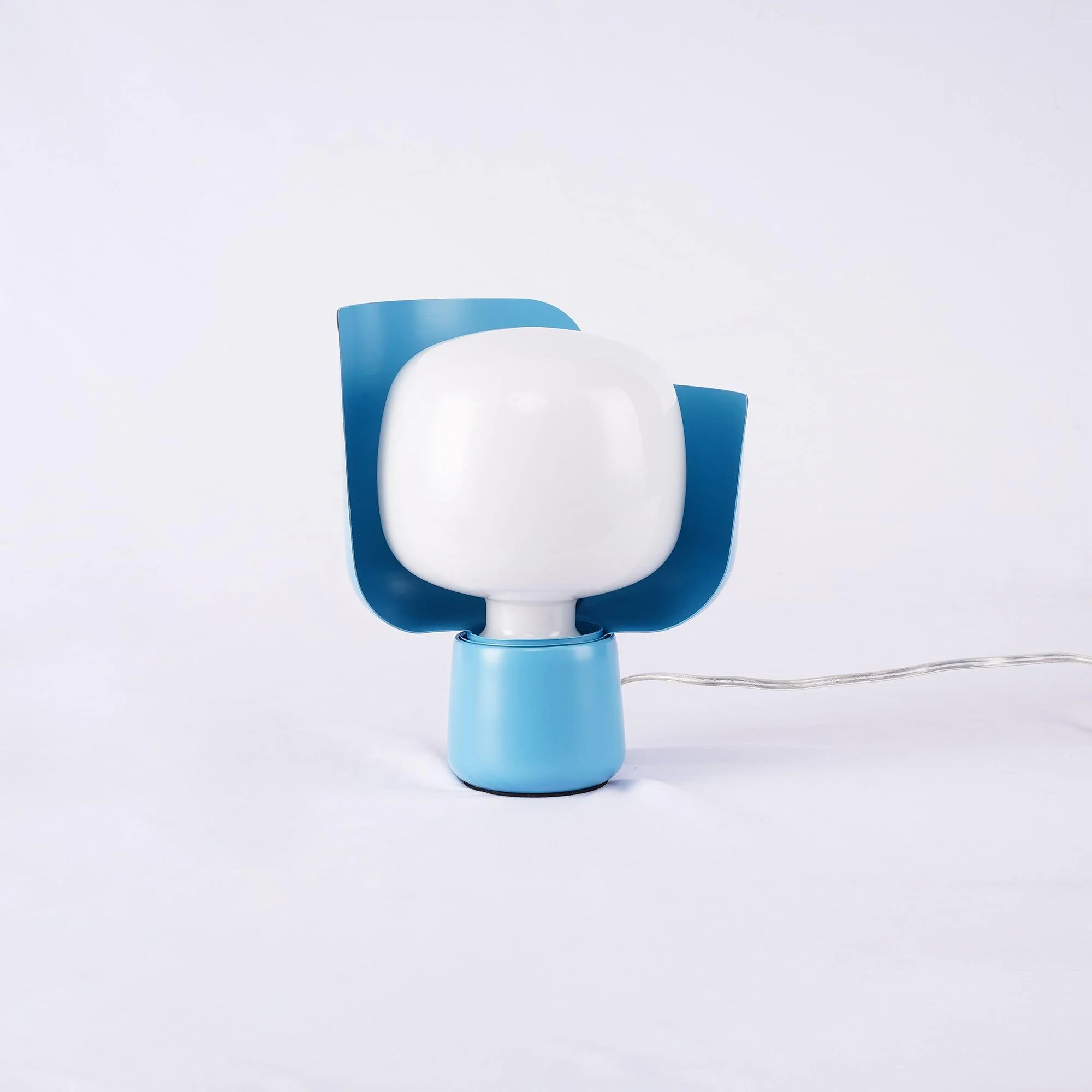 Petals Glass Table Lamp - Image 91
