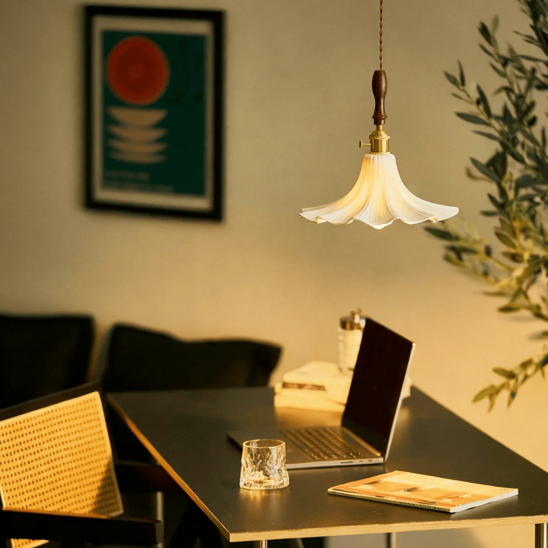 Bloom Twist Pendant Lamp - Image 4