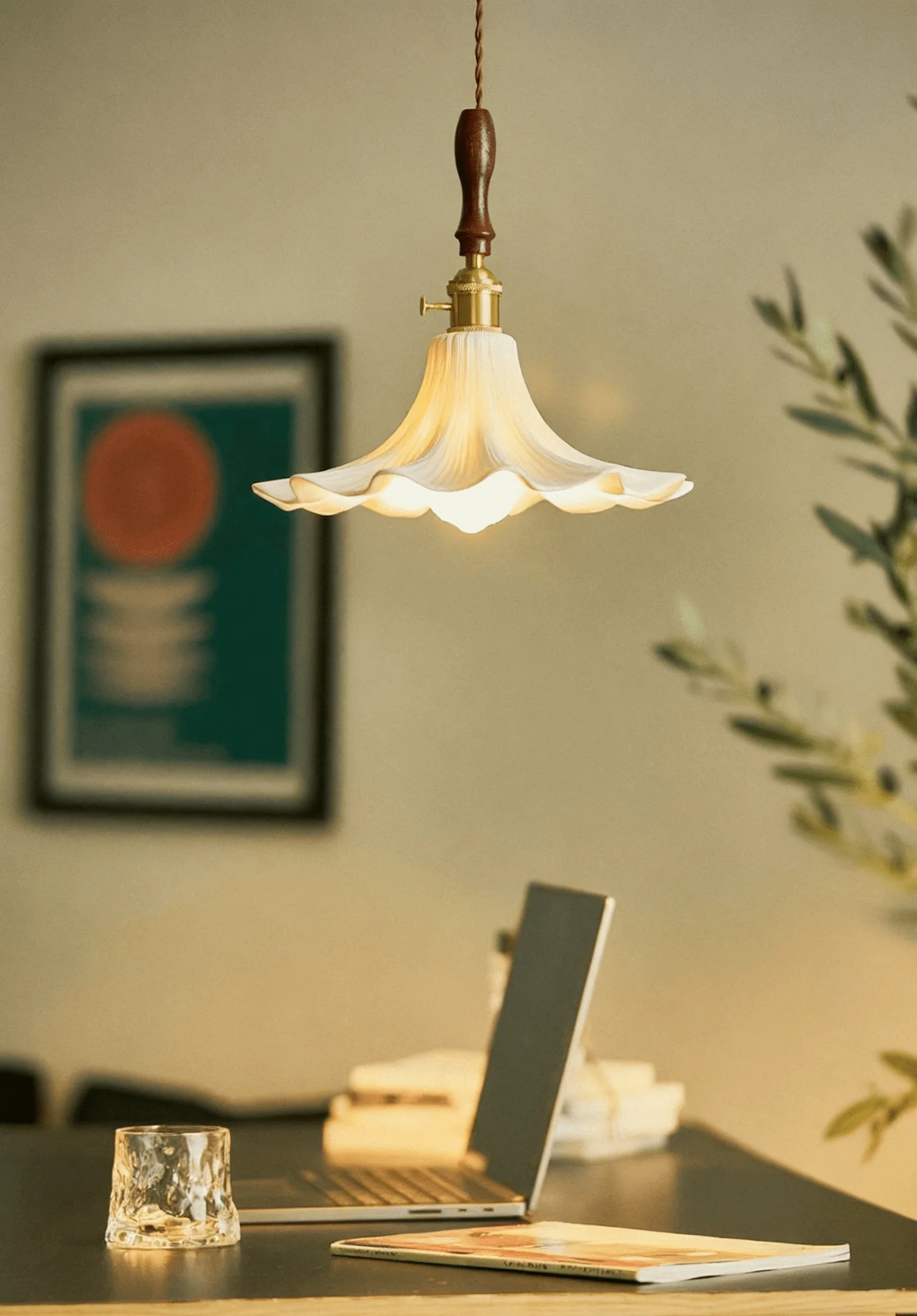 Bloom Twist Pendant Lamp - Image 7