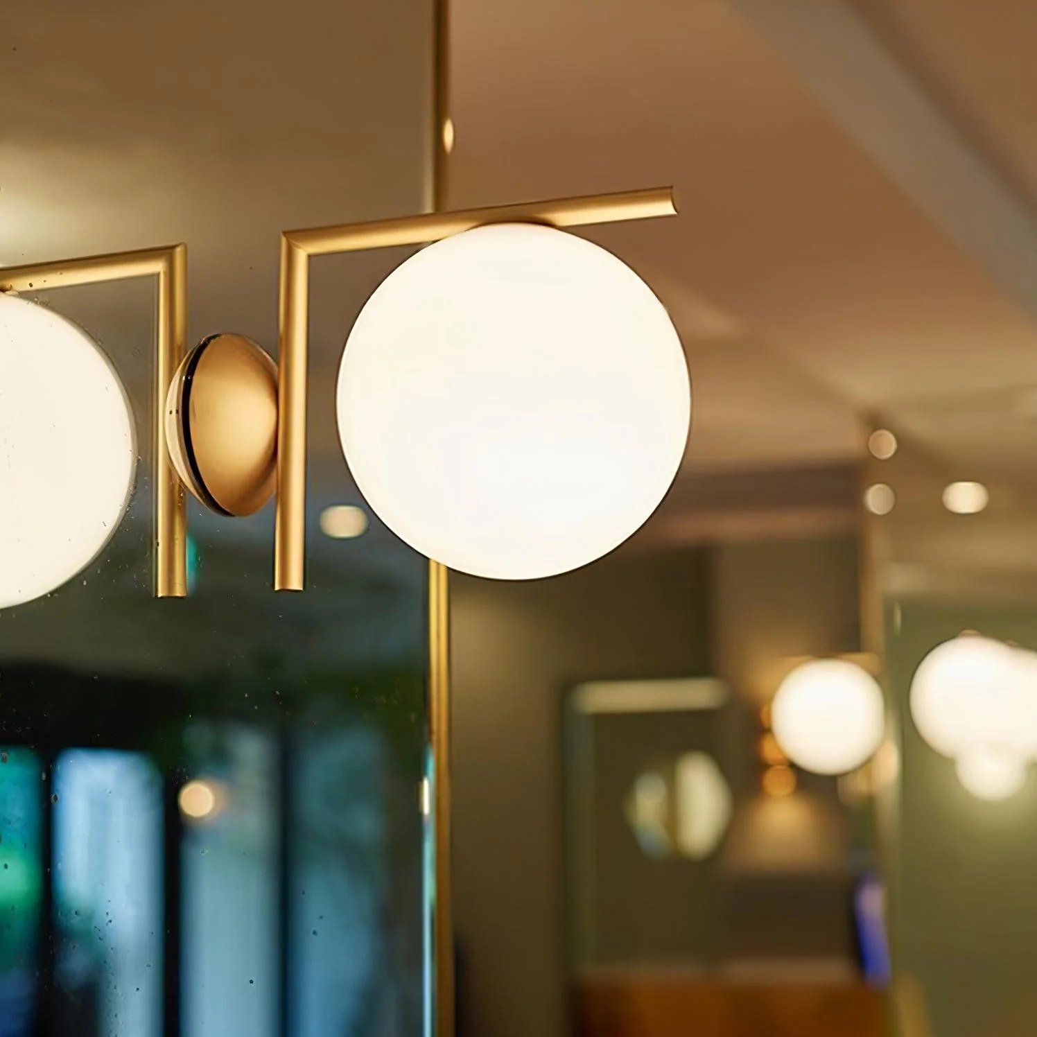 Blown Glass Opal Glass Wall Lamp - Image 8