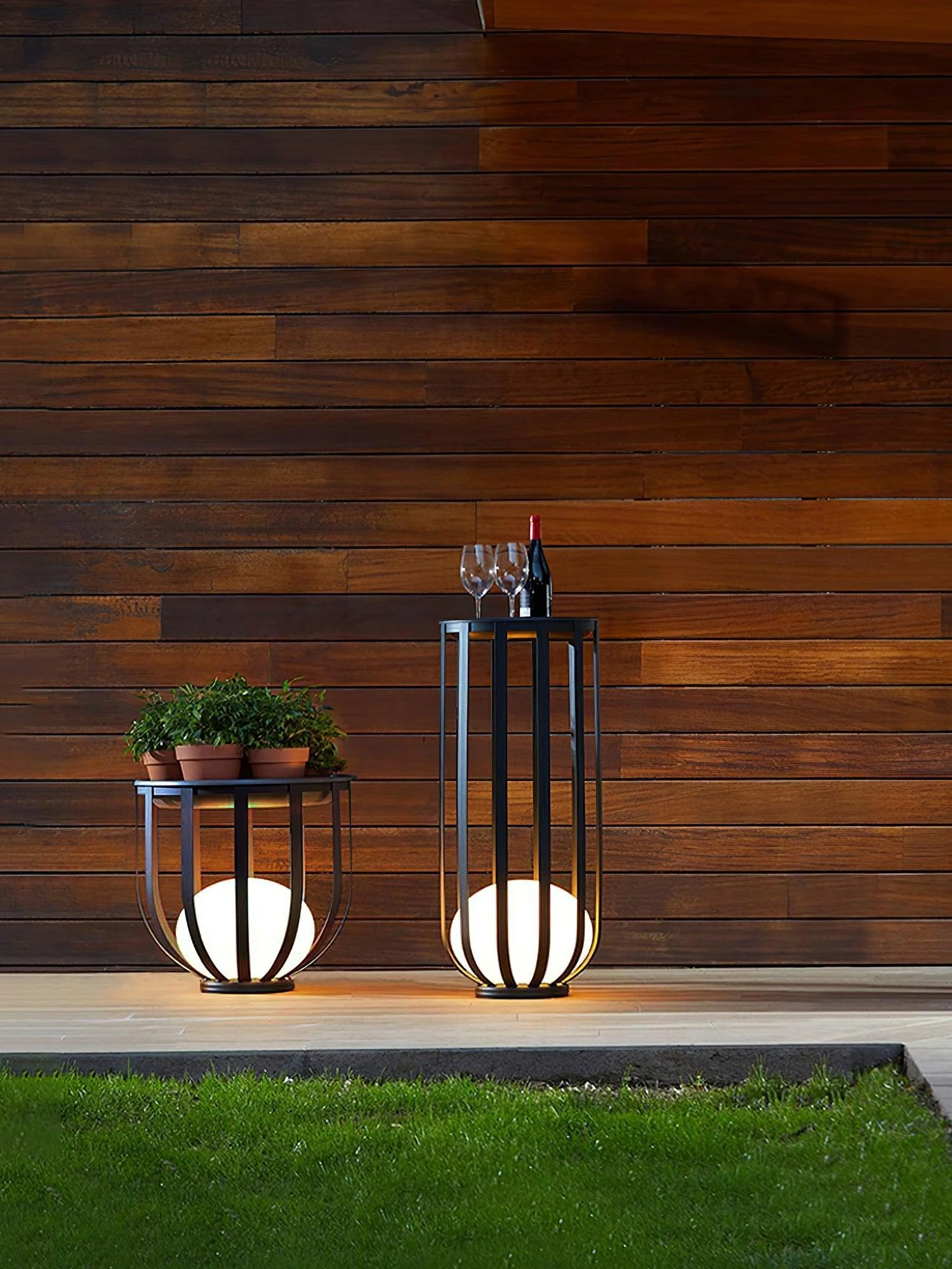 Bols Garden Solar Outdoor Lamp - Image 24