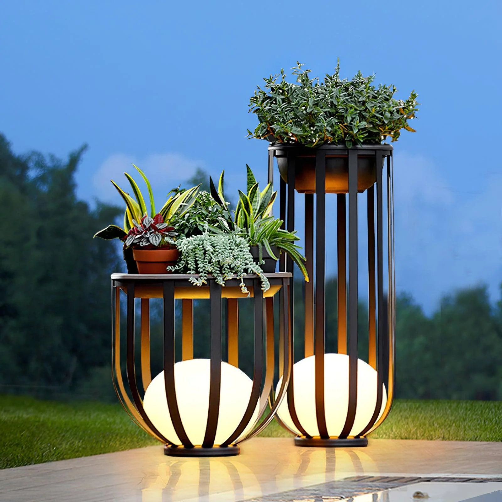 Bols Garden Solar Outdoor Lamp - Image 3