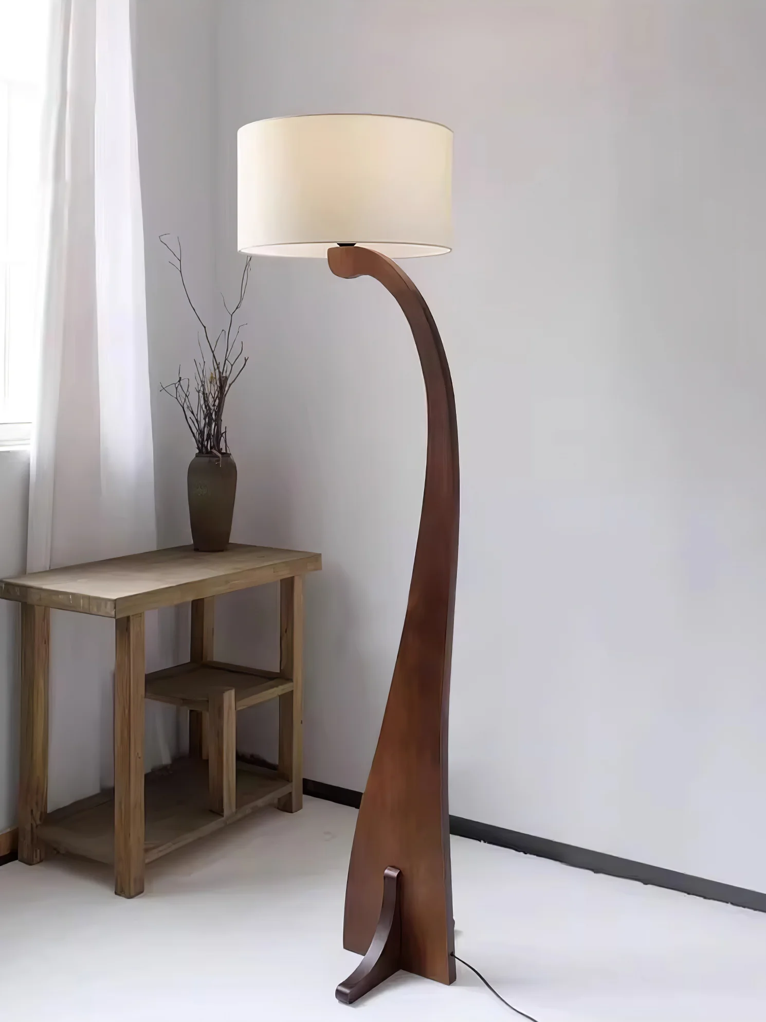 Bow Curve Floor Lamp - Image 14