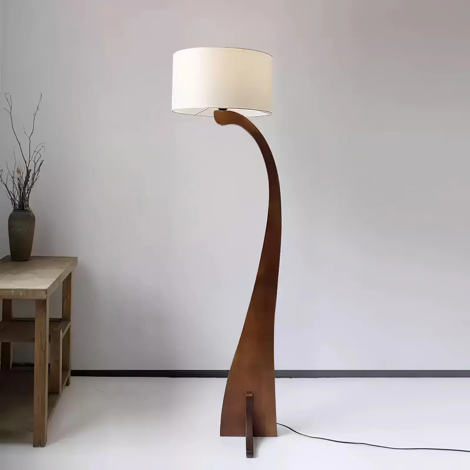 Bow Curve Floor Lamp - Image 16