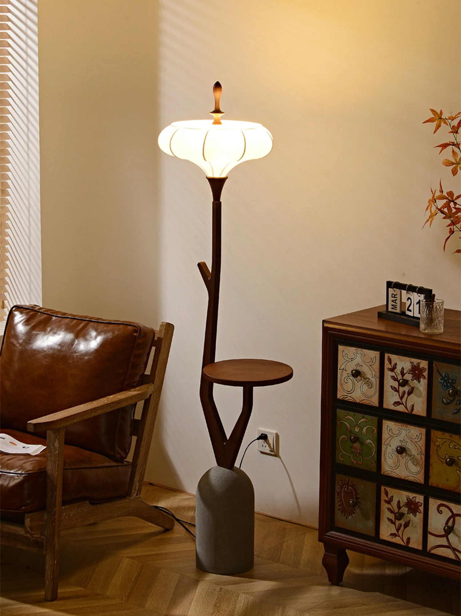 Branche Lantern Floor Lamp - Image 4