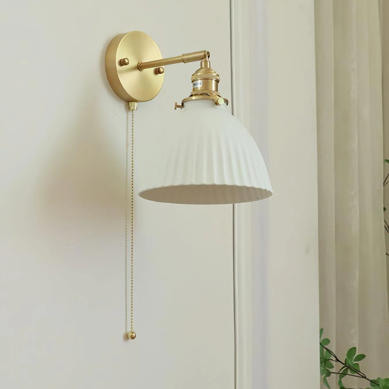 Brass Pleated Ceramic Wall Lamp - Image 18