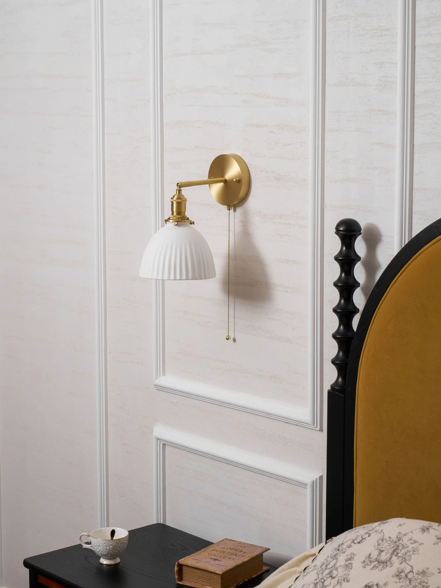 Brass Pleated Ceramic Wall Lamp - Image 33
