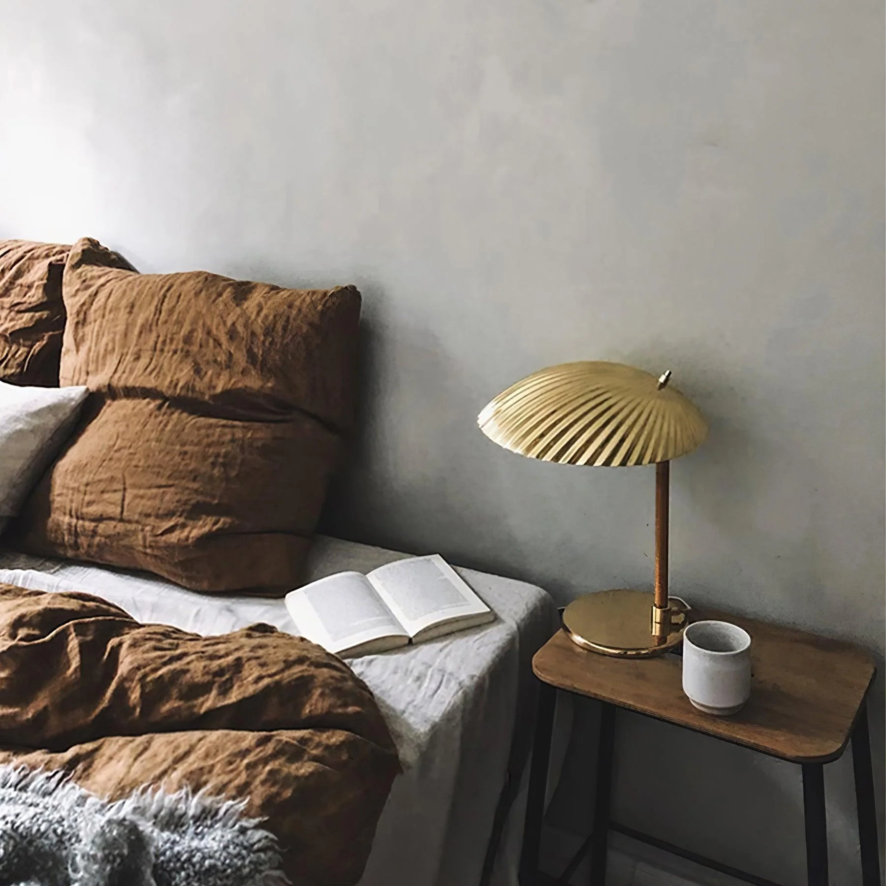 Brass Shell Table Lamp - Image 11