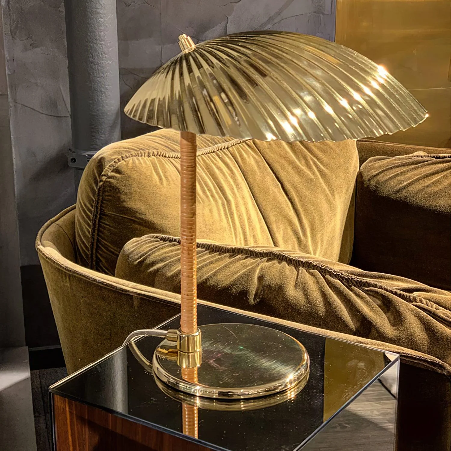 Brass Shell Table Lamp - Image 16