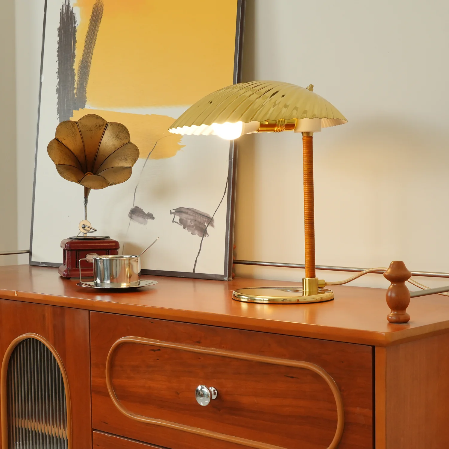 Brass Shell Table Lamp - Image 2