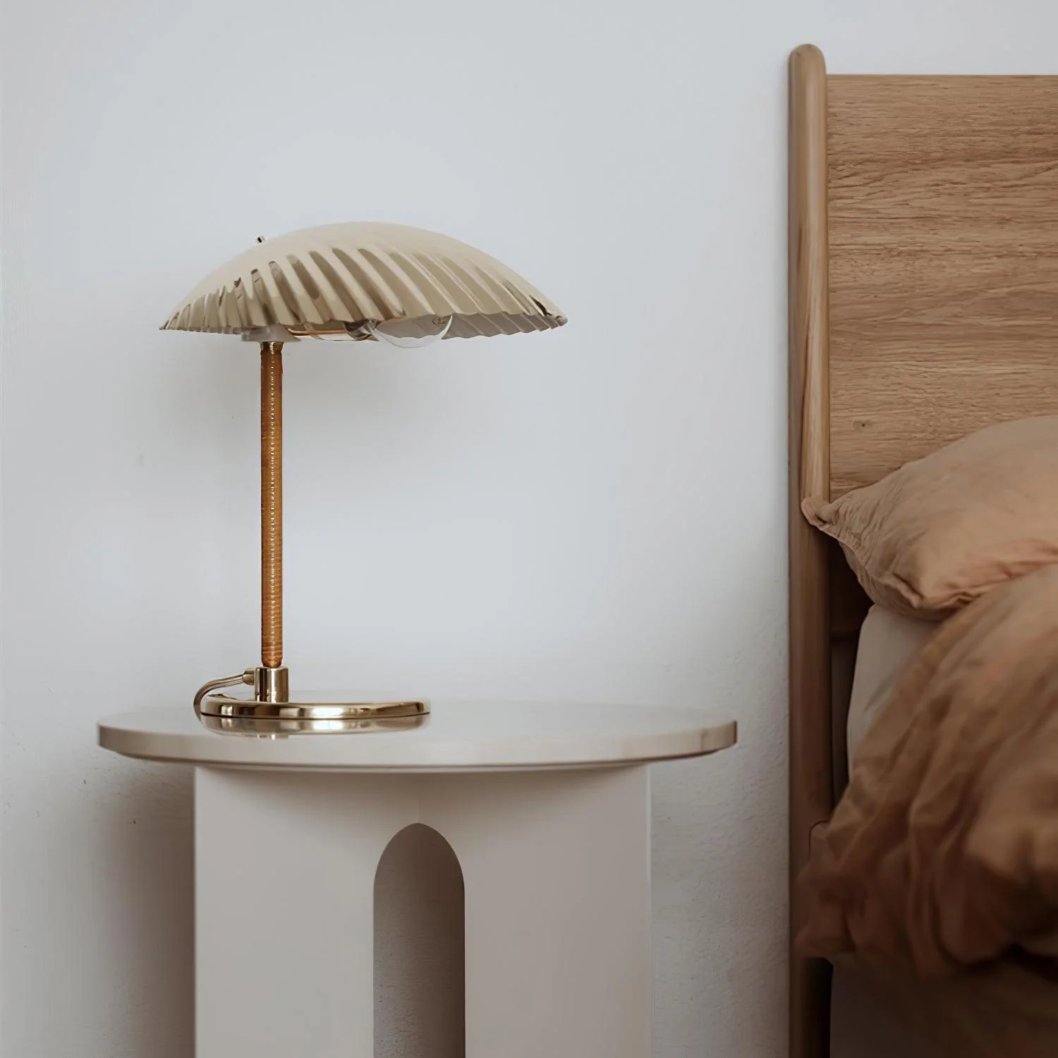 Brass Shell Table Lamp - Image 27