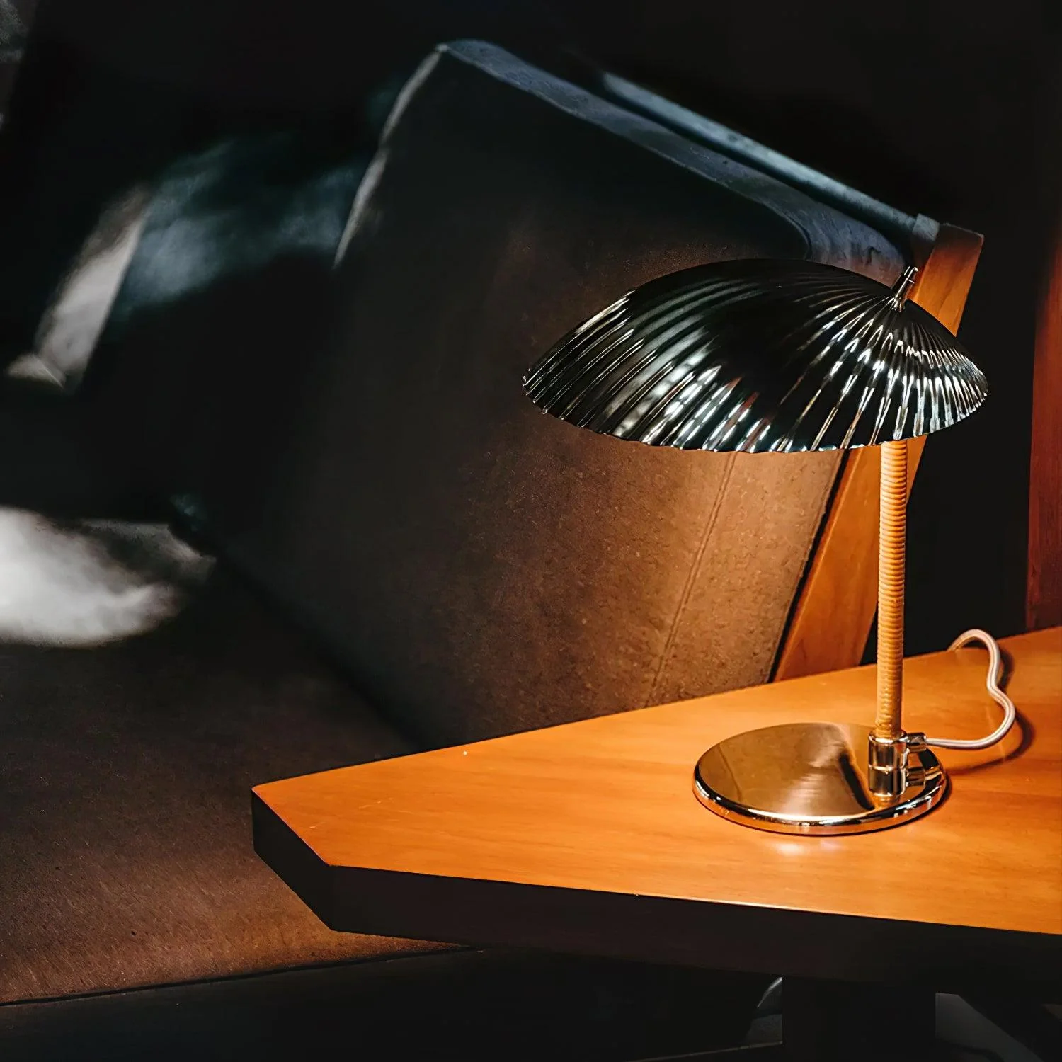 Brass Shell Table Lamp - Image 7