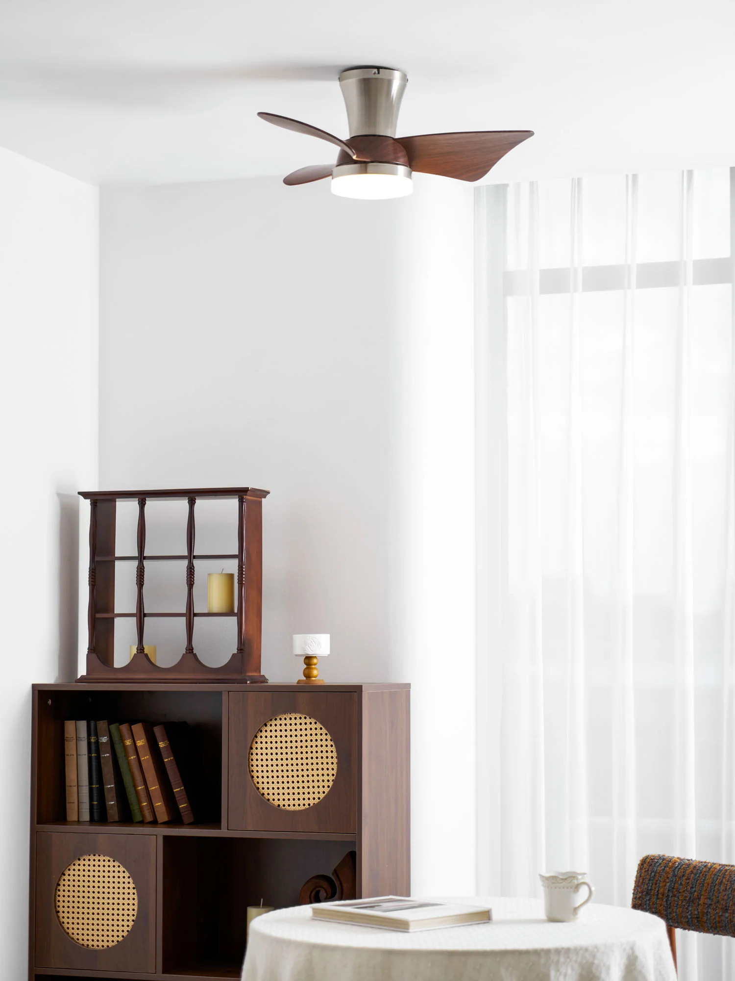 Breeze Lux Ceiling Fan Light - Image 10