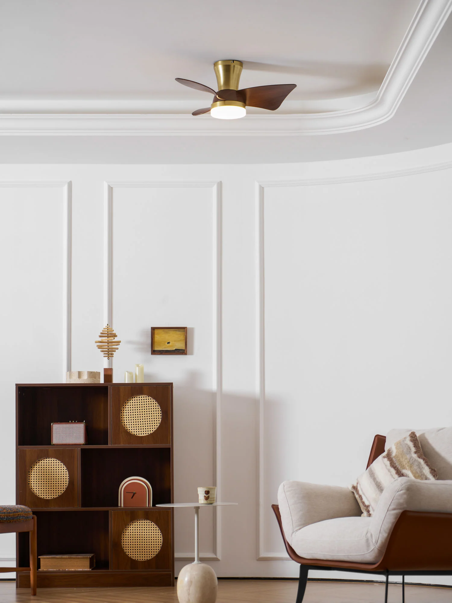 Breeze Lux Ceiling Fan Light - Image 11