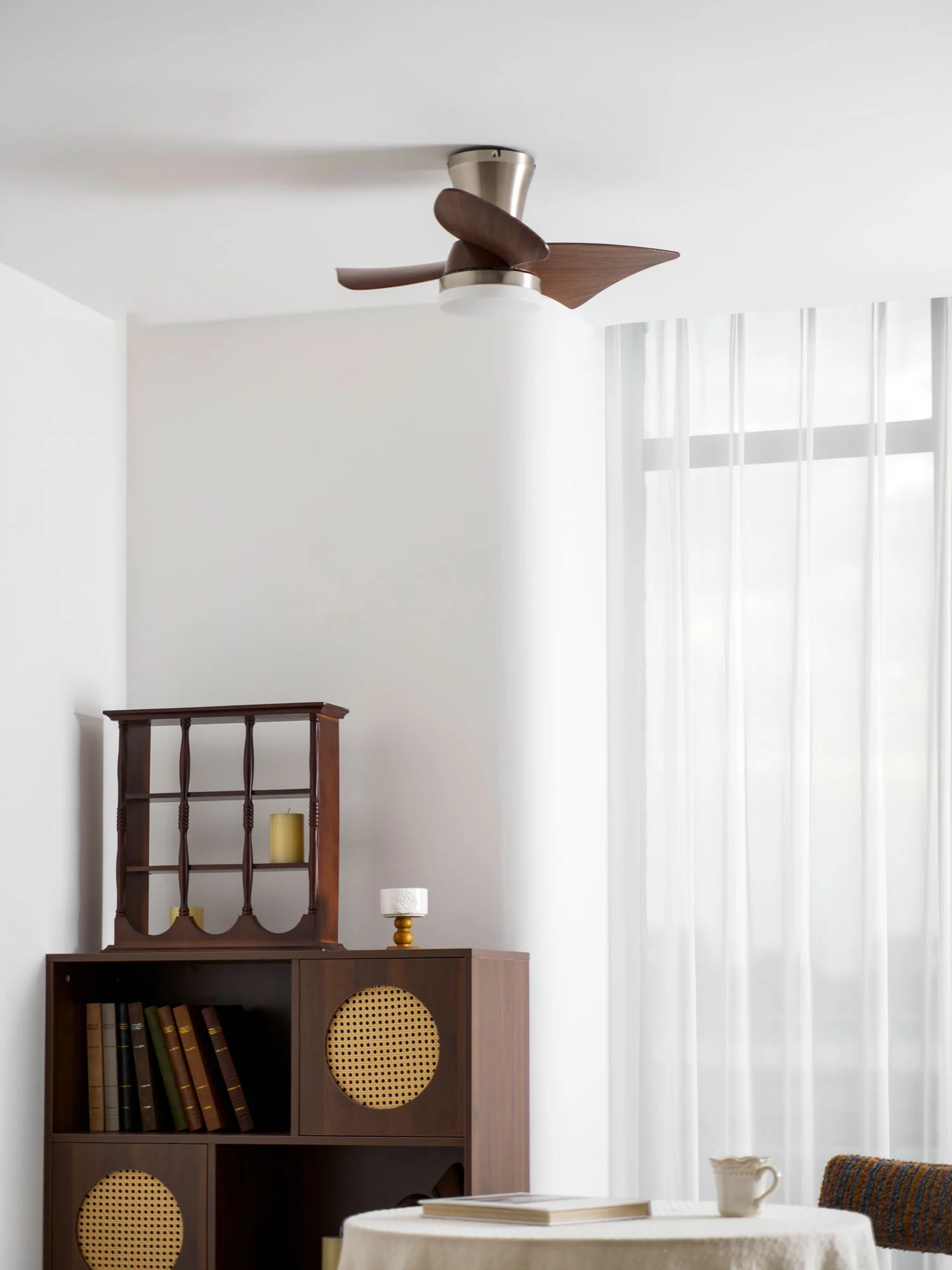 Breeze Lux Ceiling Fan Light - Image 16