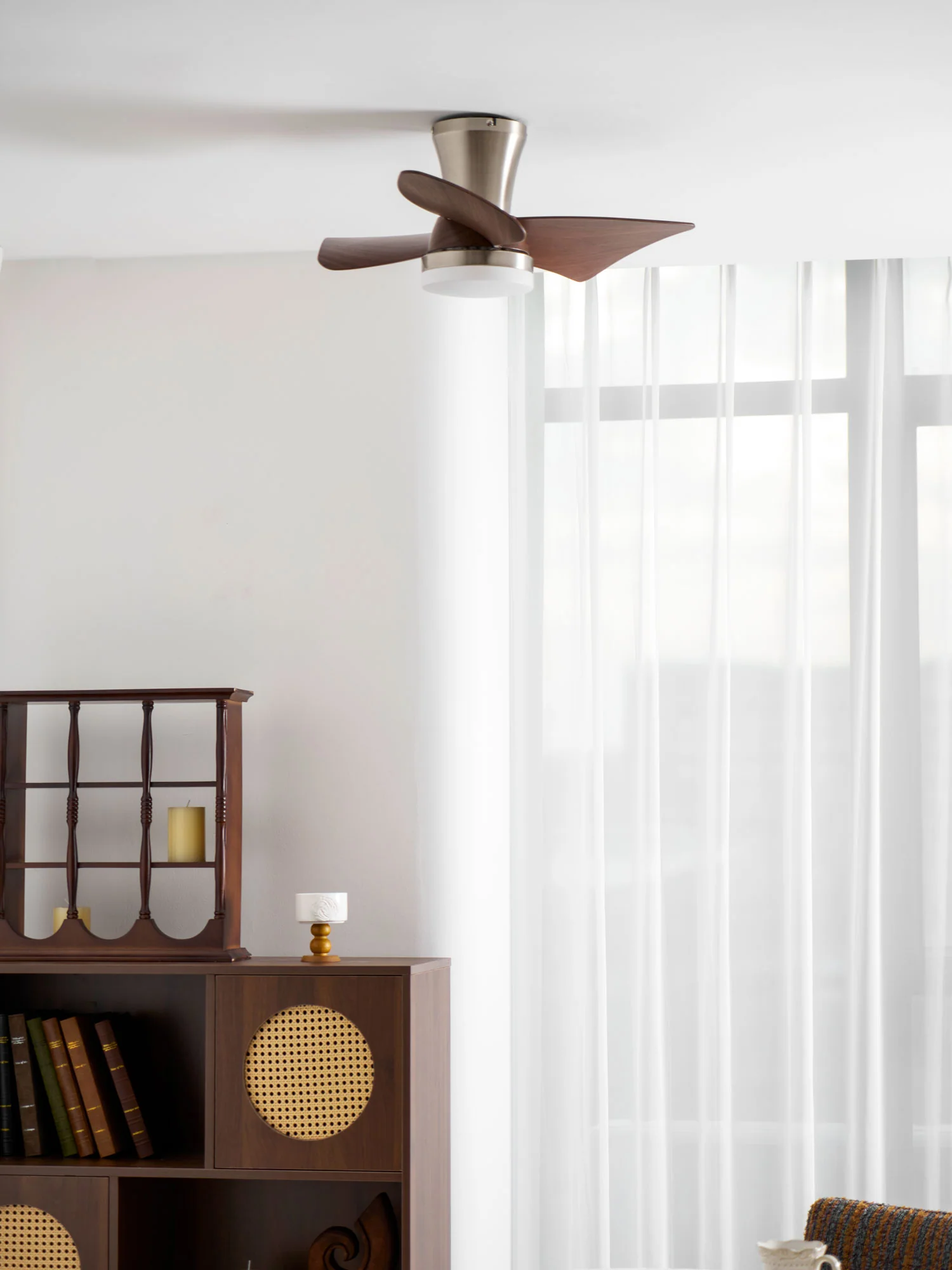 Breeze Lux Ceiling Fan Light - Image 18