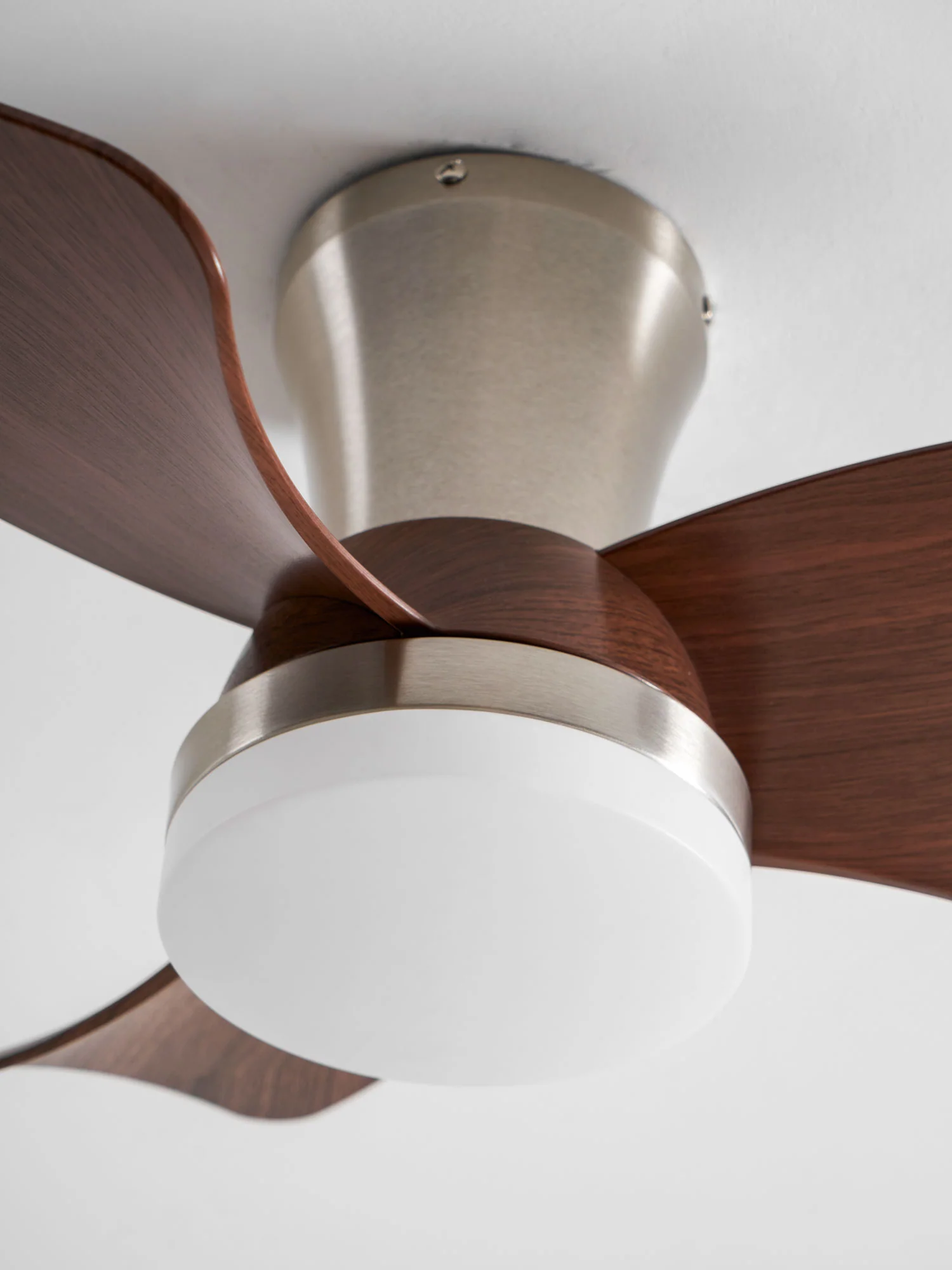 Breeze Lux Ceiling Fan Light - Image 33