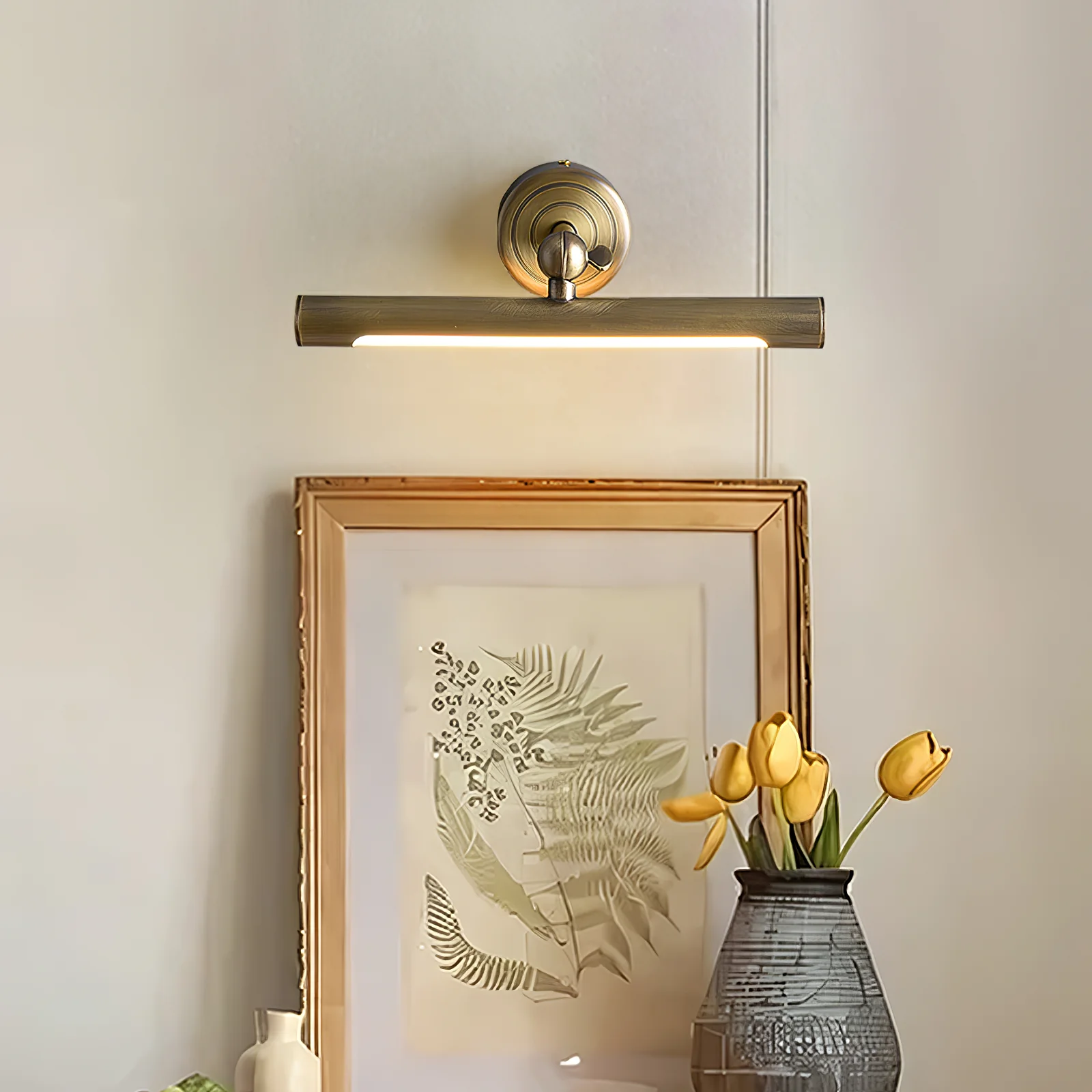Brunelux Vanity Wall Light - Image 4