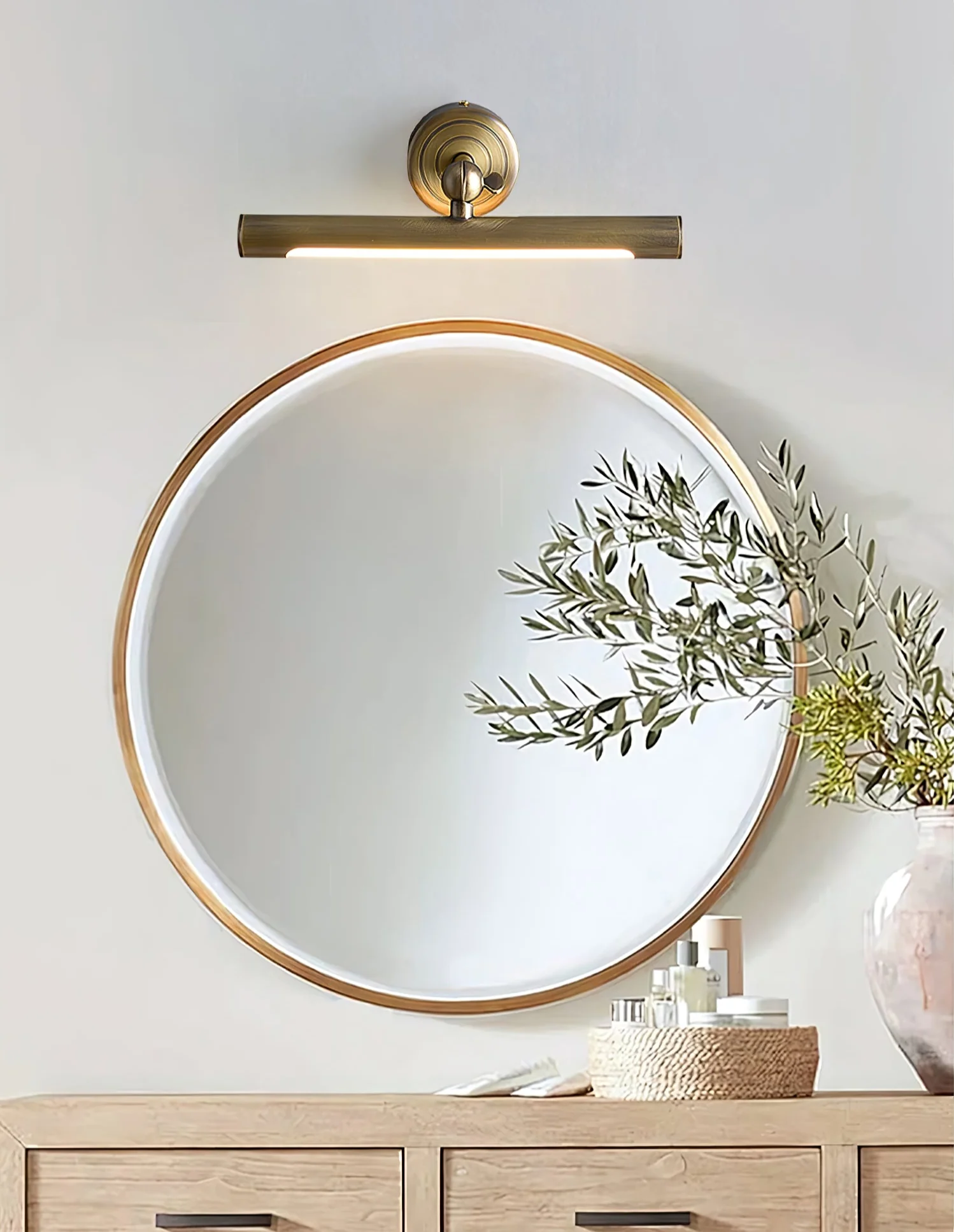 Brunelux Vanity Wall Light - Image 7