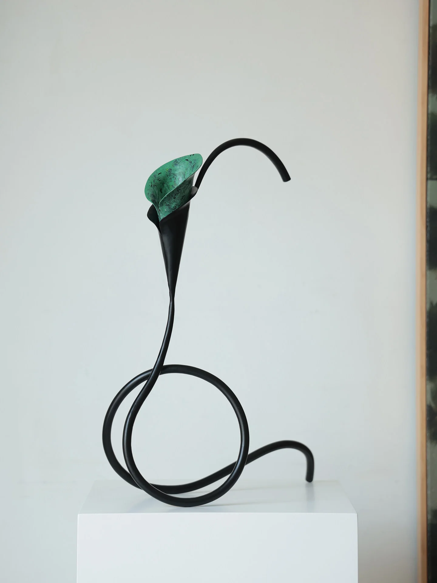 Calla Lily Candle Holder - Image 10