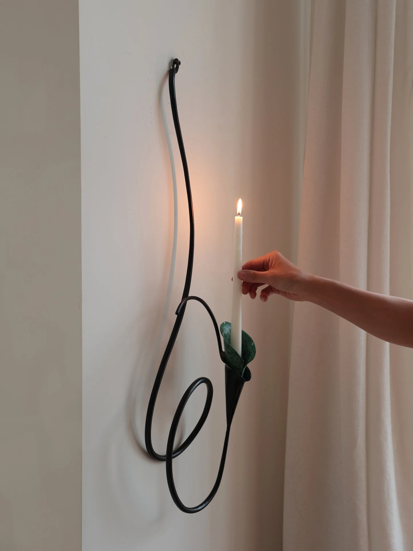 Calla Lily Candle Holder - Image 9