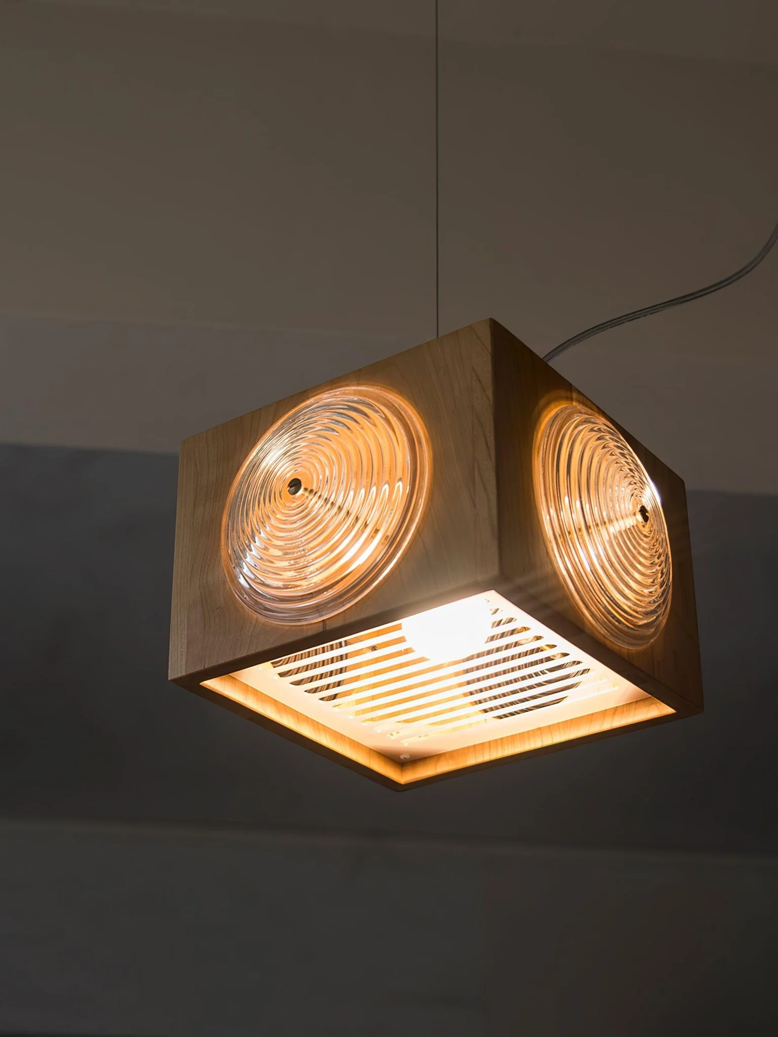 Camera Pendant Lamp - Image 14