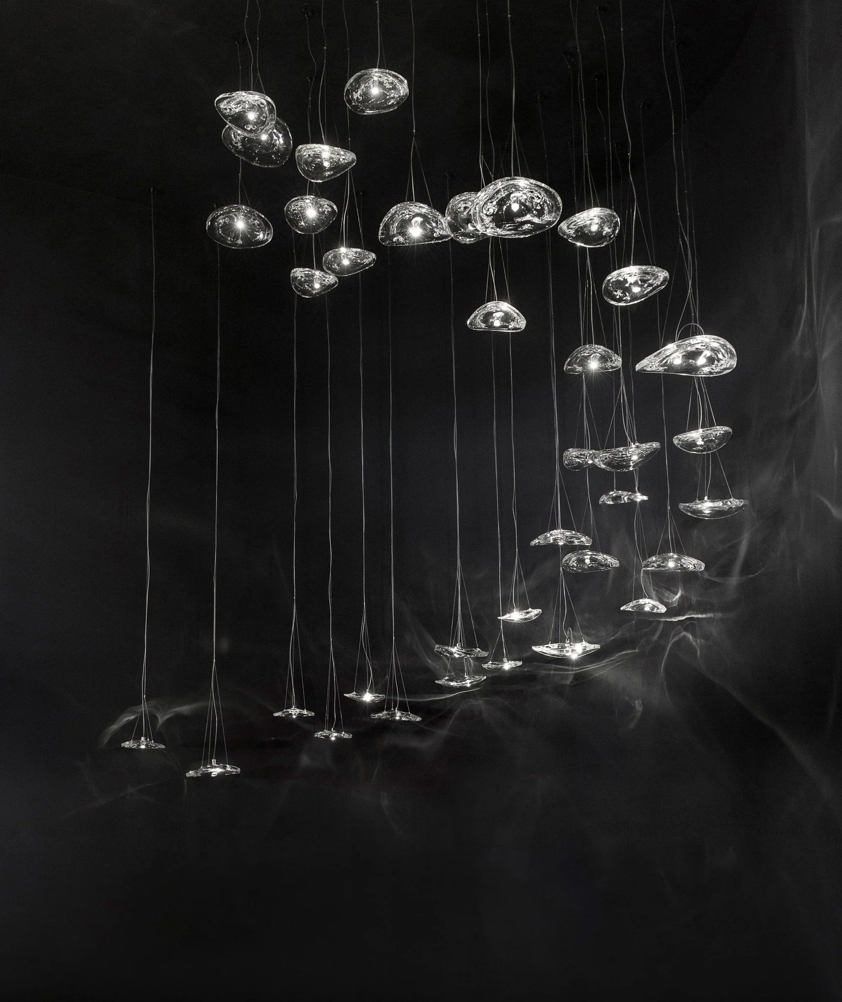 Manta Drift Chandelier - Image 17