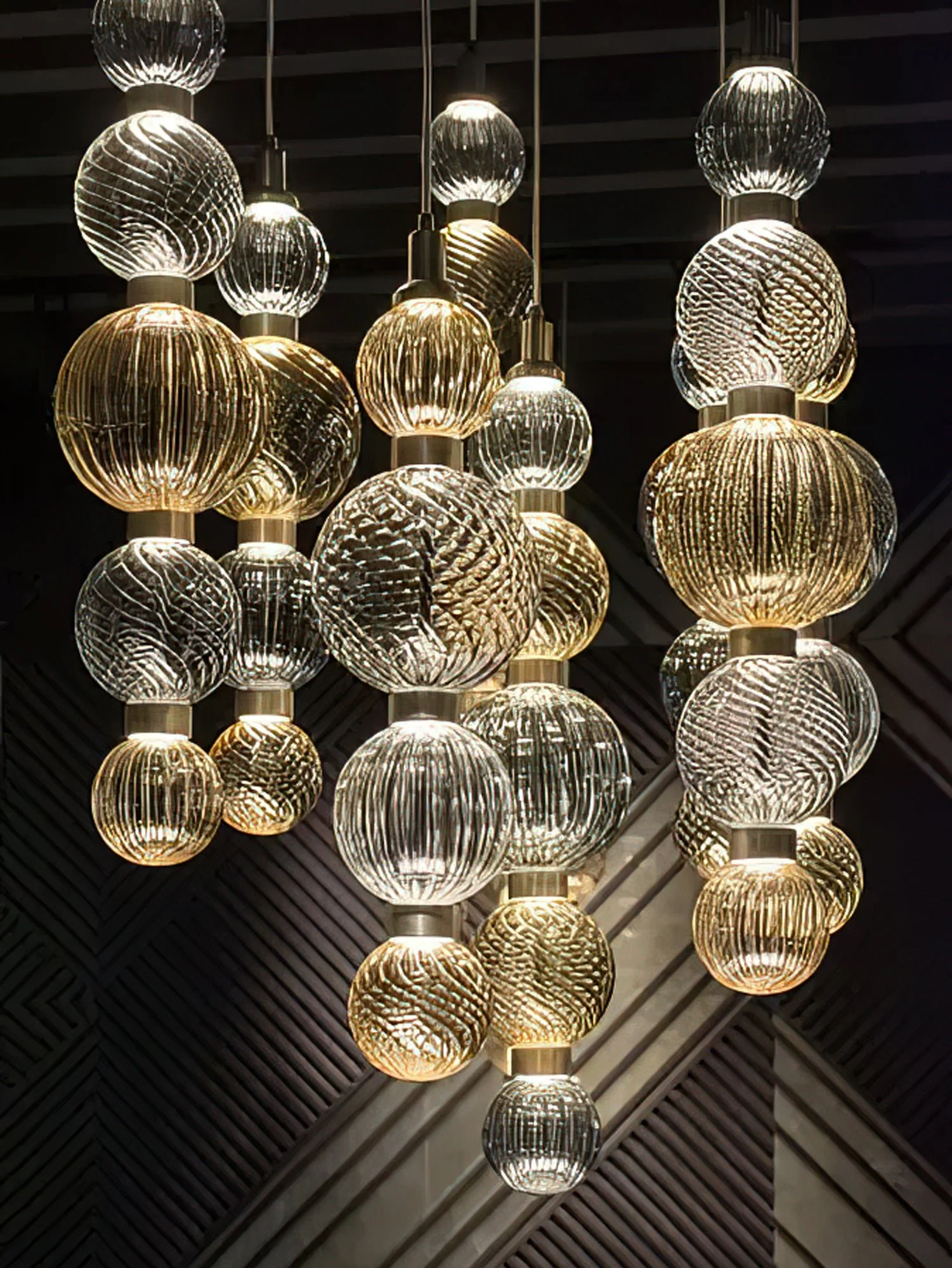 Celvara Globe Pendant Lamp - Image 3