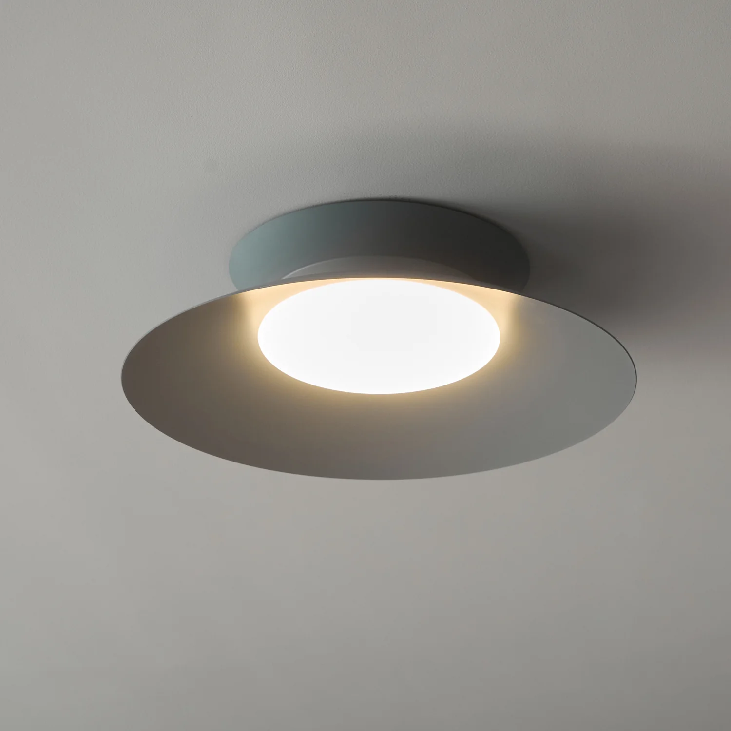Cetra Ceiling Light - Image 4