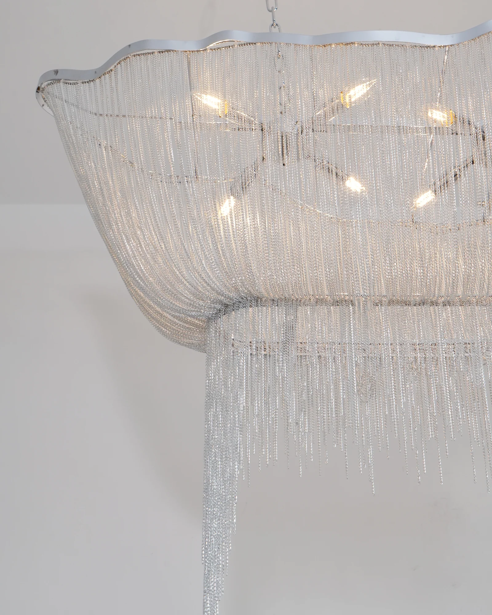 Chains Shimmering Chandelier - Image 18