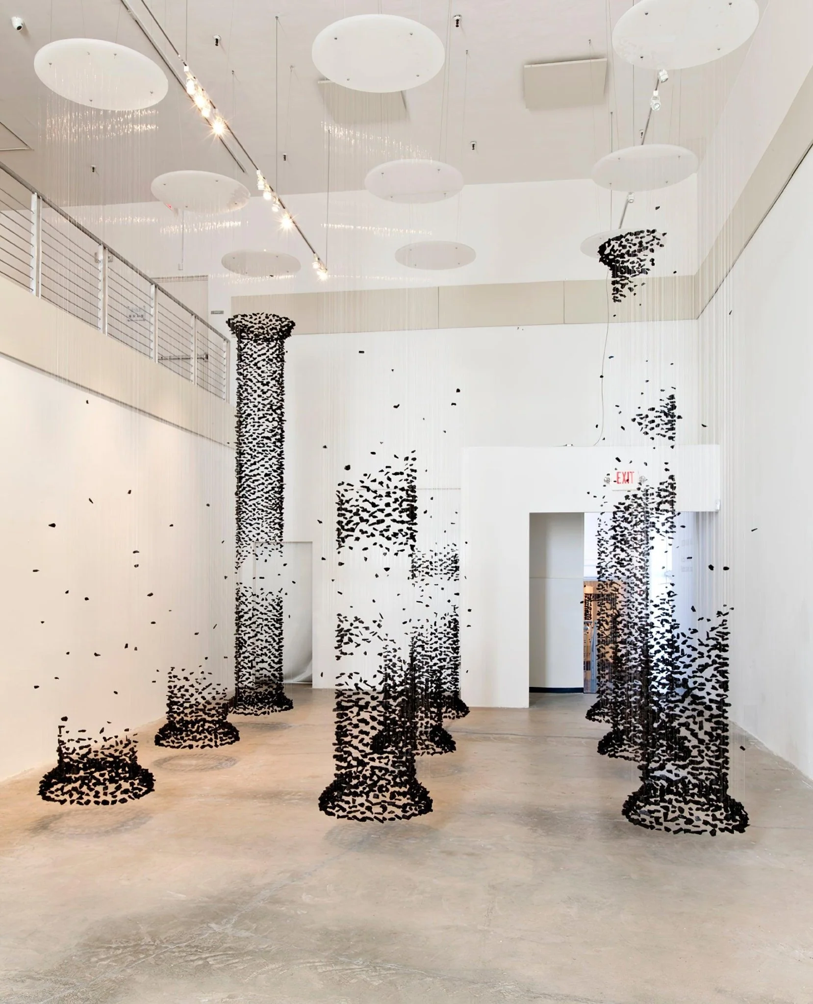 Black Stones Chandeliers - Image 42