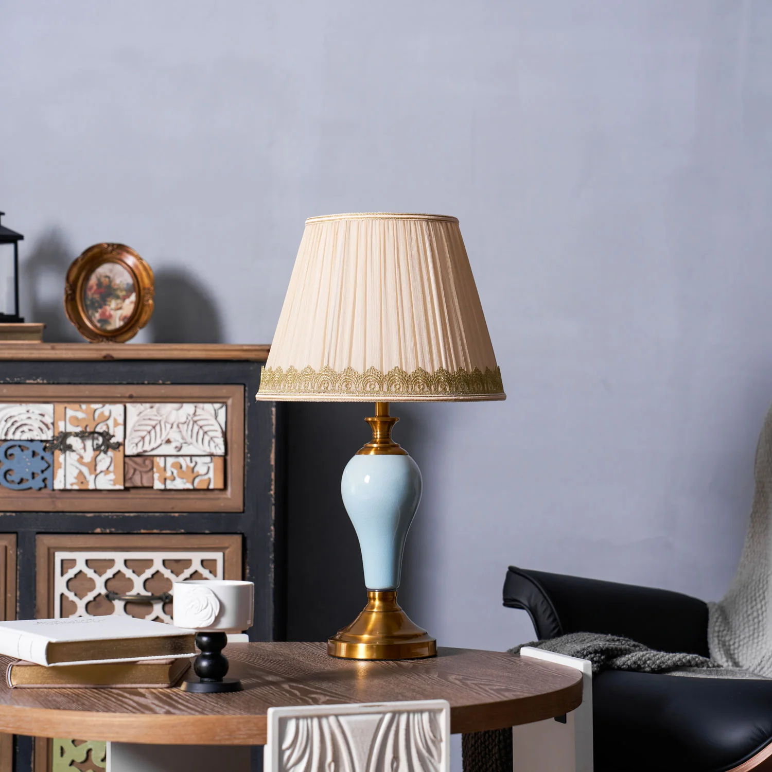 Chaslyn Desk Lamp - Image 38